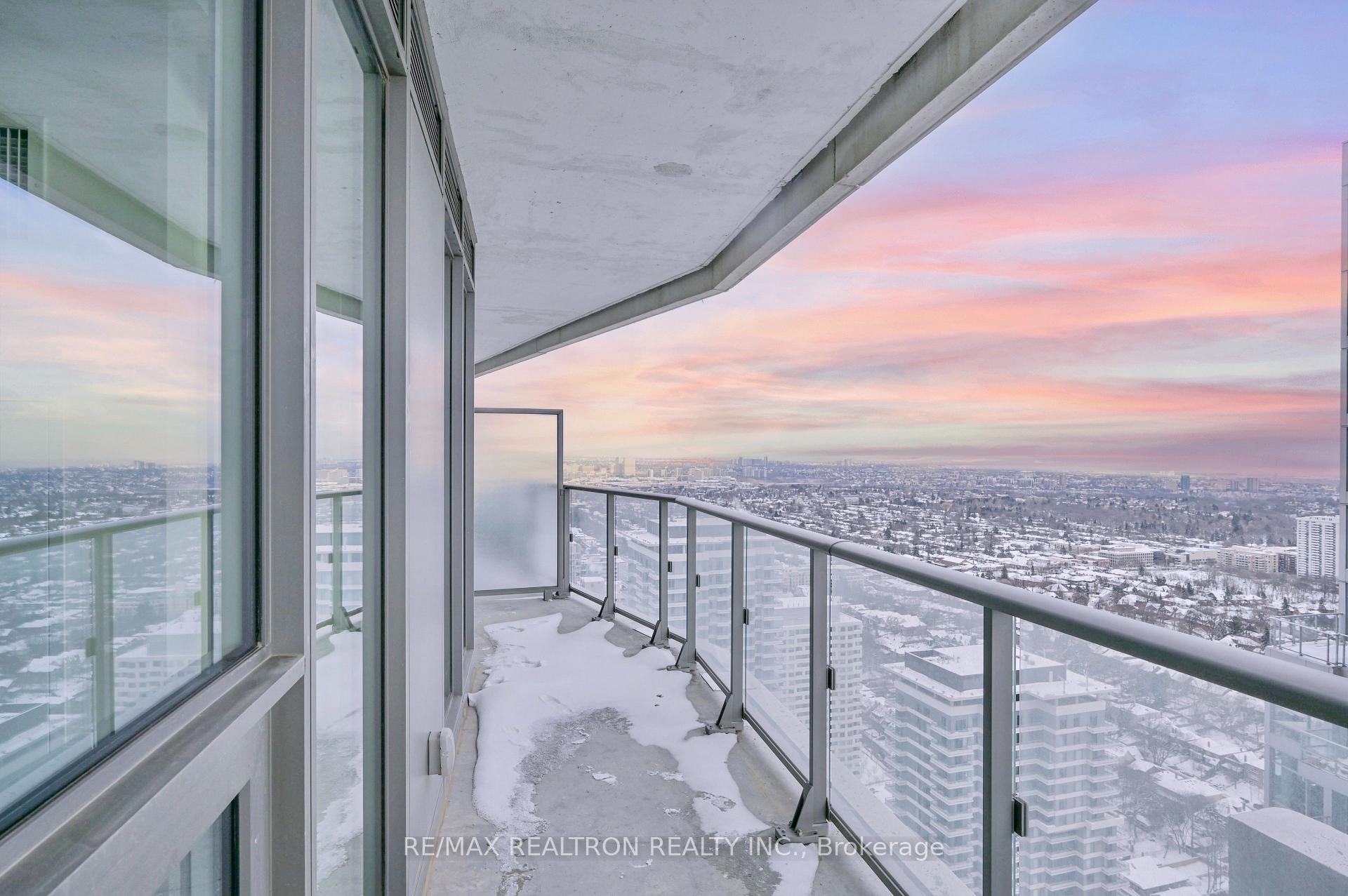 Photo 24 of Unit 4205, 2221 Yonge Street, Toronto, Mount Pleasant West — HOMEH