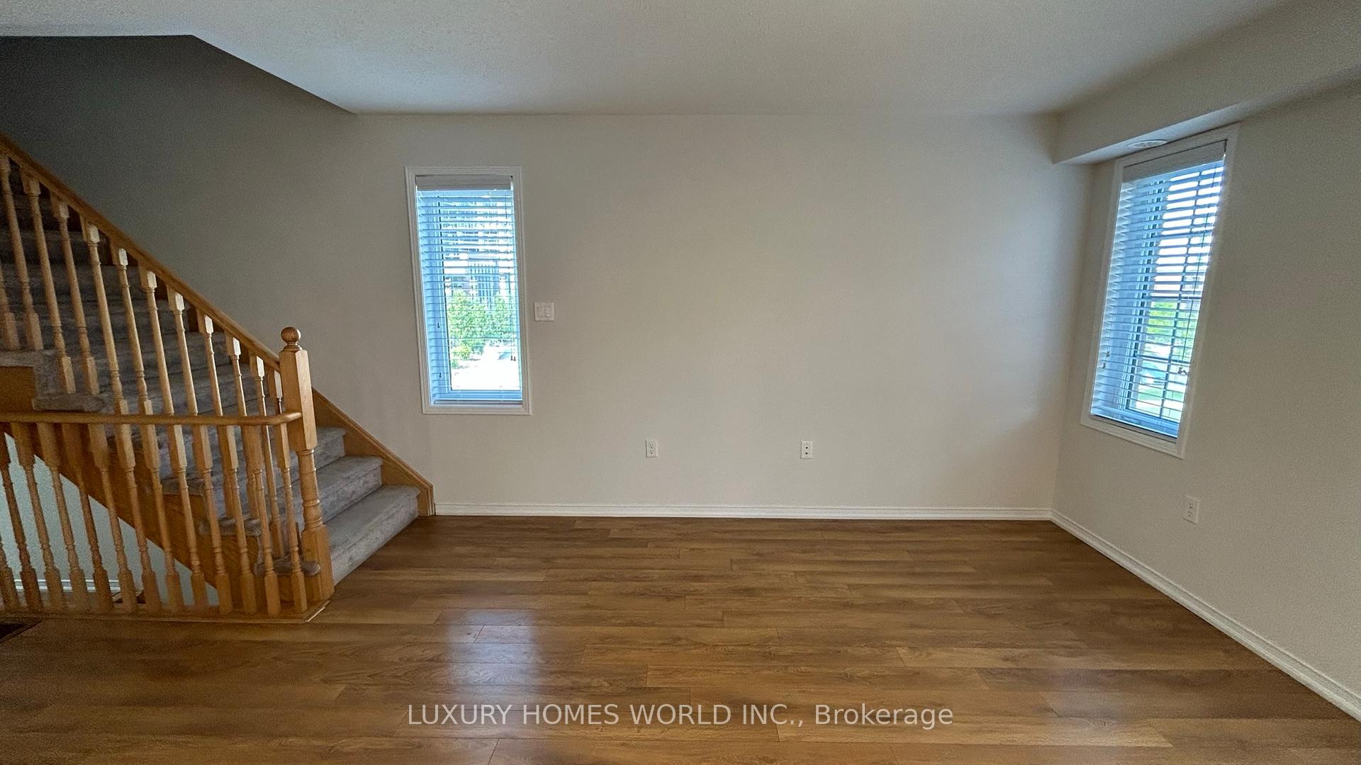 Photo 4 of Unit 8, 2552 Bromus Path, Oshawa, Windfields — HOMEH