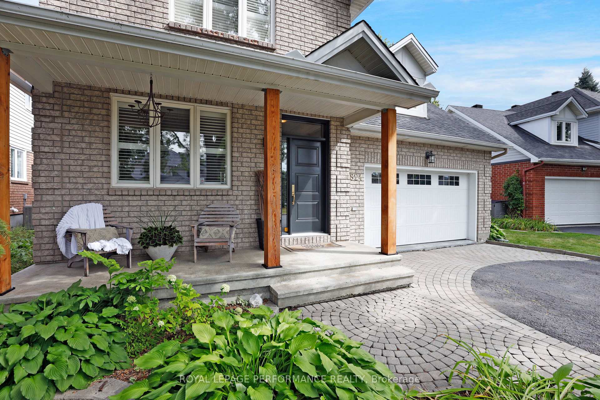 Photo 4 of 824 Covehead Crescent, Ottawa, Riverside South/Gloucester Glen — HOMEH