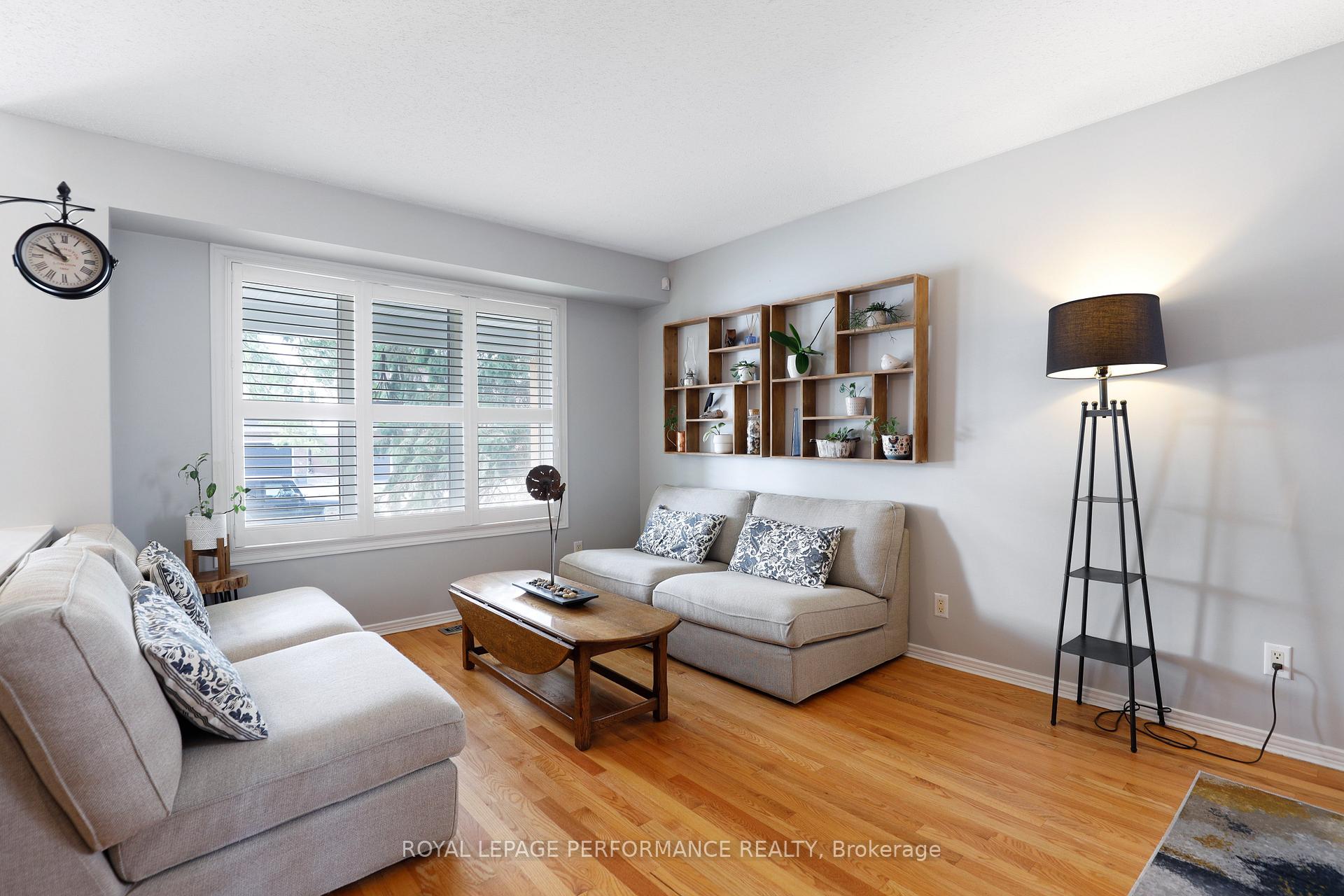 Photo 9 of 824 Covehead Crescent, Ottawa, Riverside South/Gloucester Glen — HOMEH