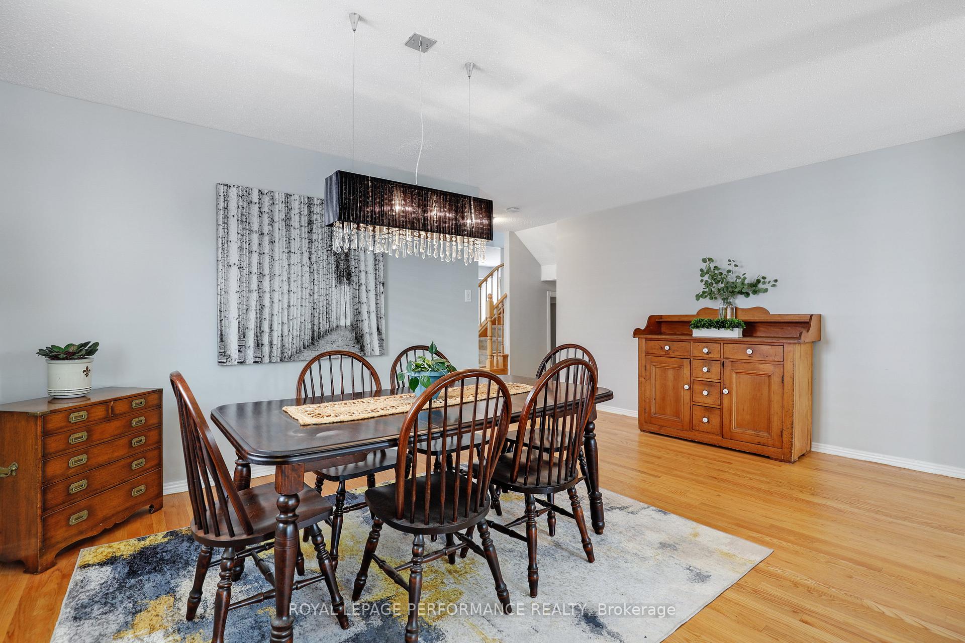 Photo 12 of 824 Covehead Crescent, Ottawa, Riverside South/Gloucester Glen — HOMEH
