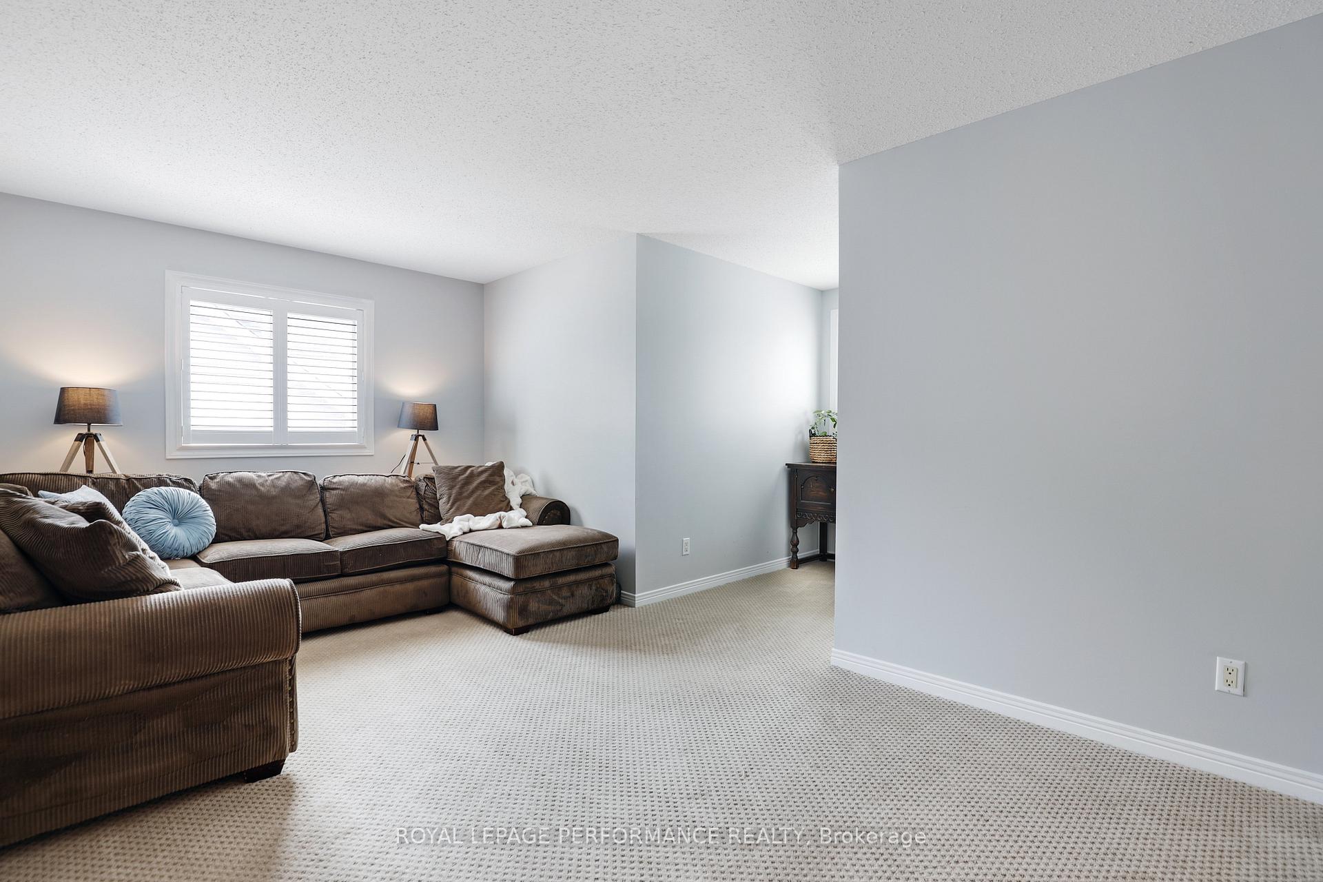 Photo 23 of 824 Covehead Crescent, Ottawa, Riverside South/Gloucester Glen — HOMEH