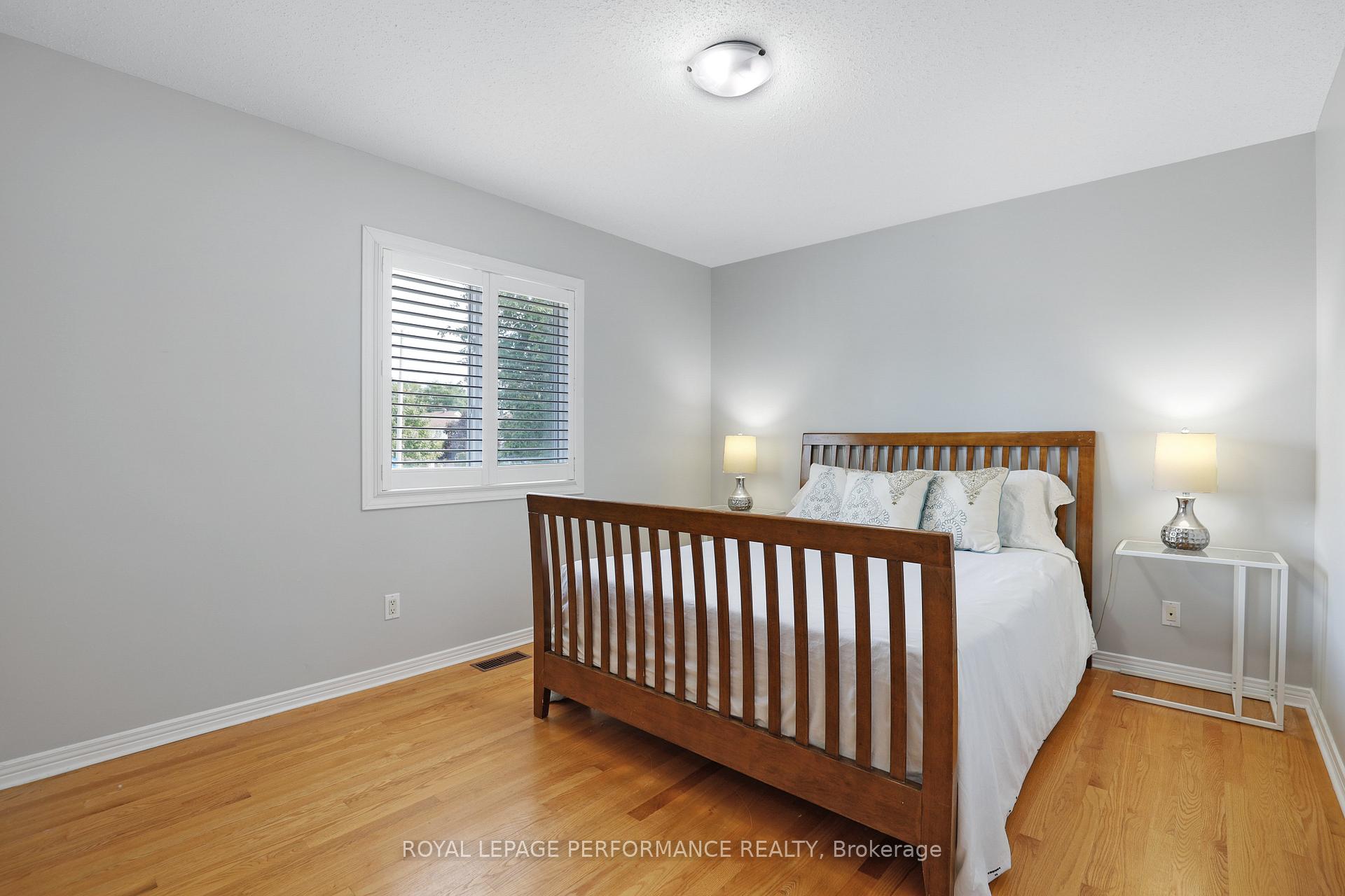 Photo 26 of 824 Covehead Crescent, Ottawa, Riverside South/Gloucester Glen — HOMEH