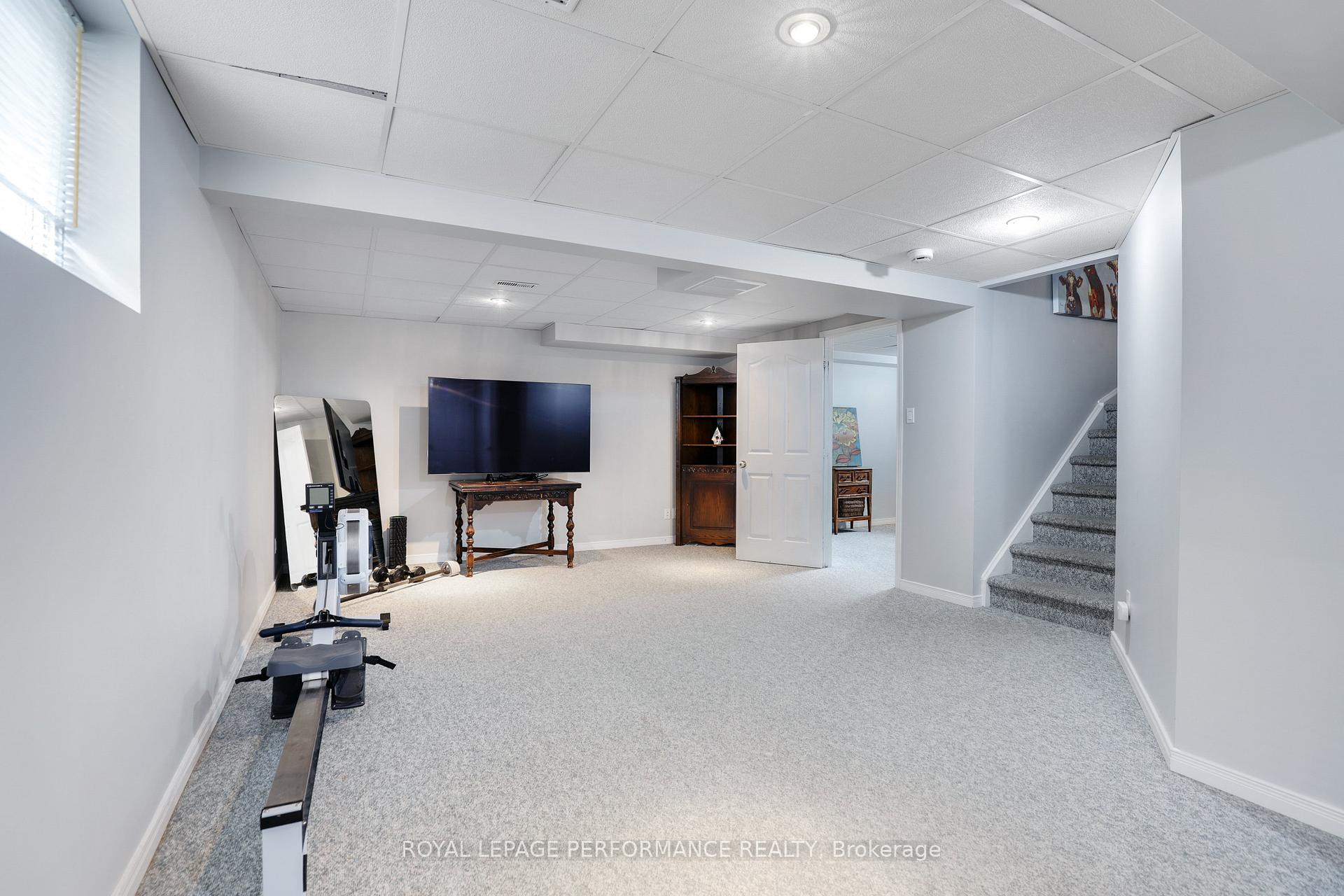 Photo 30 of 824 Covehead Crescent, Ottawa, Riverside South/Gloucester Glen — HOMEH