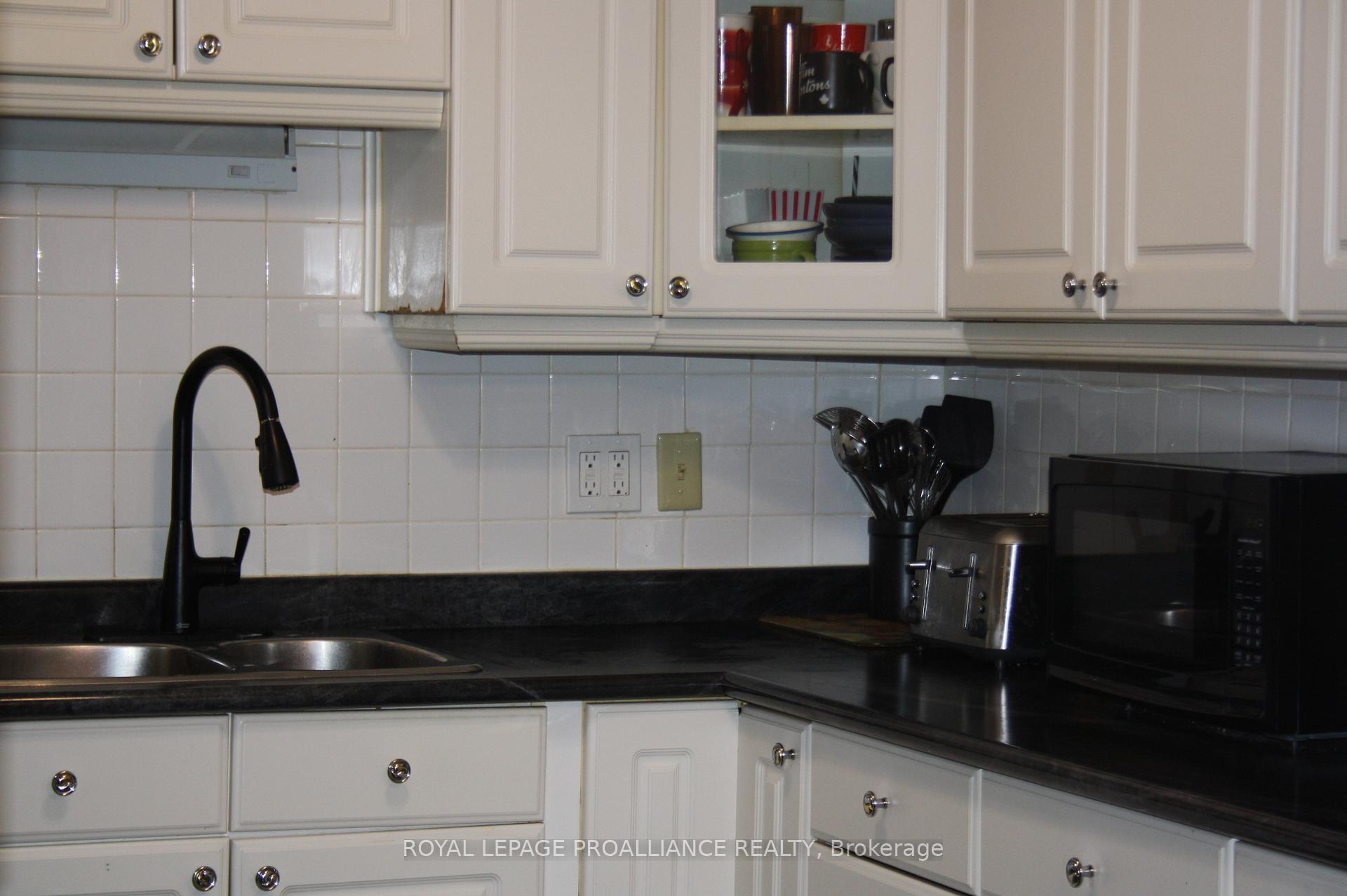 Photo 4 of Unit 75, 25 Tracey Park Drive, Belleville, Belleville Ward — HOMEH