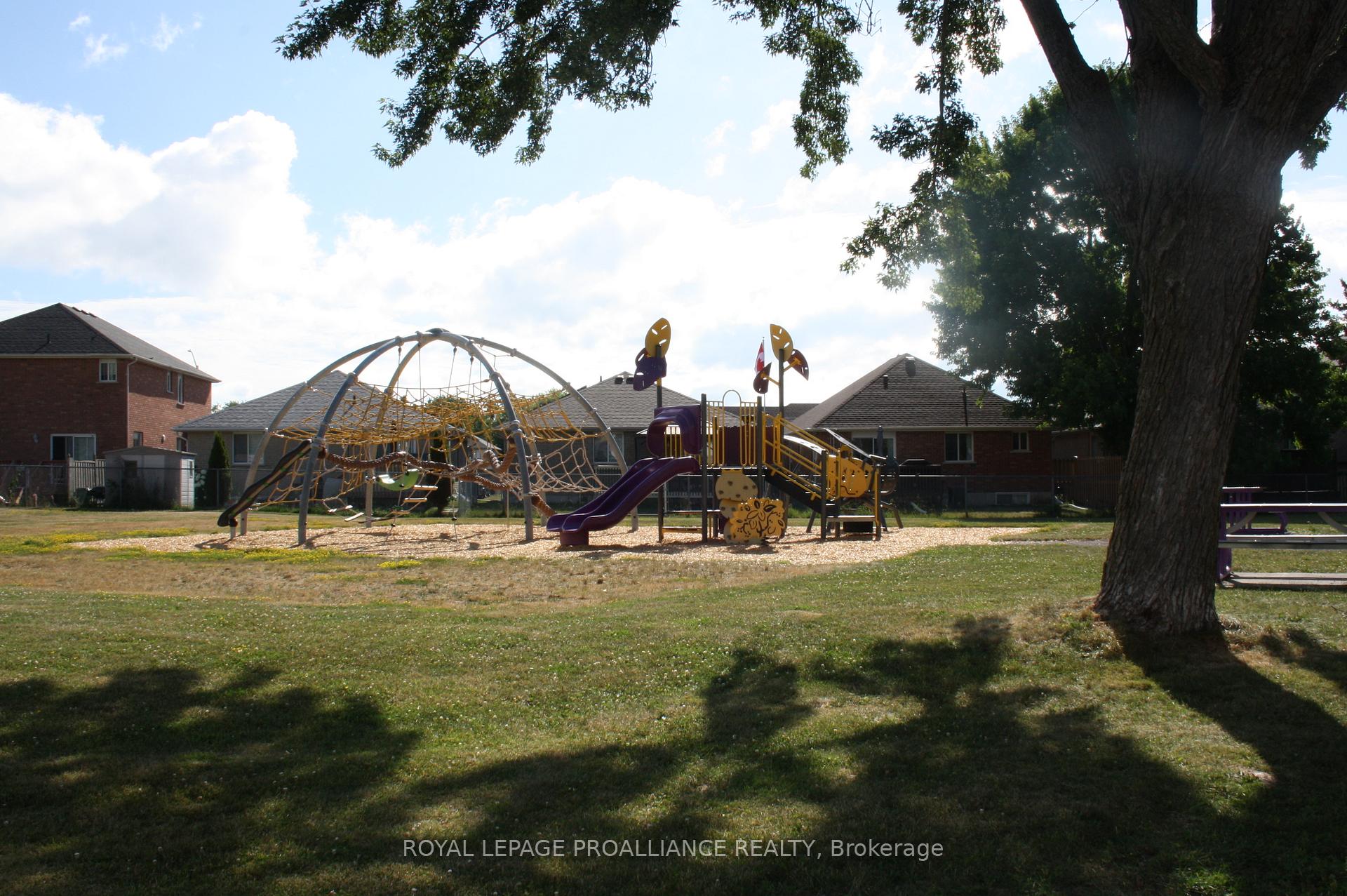 Photo 12 of Unit 75, 25 Tracey Park Drive, Belleville, Belleville Ward — HOMEH
