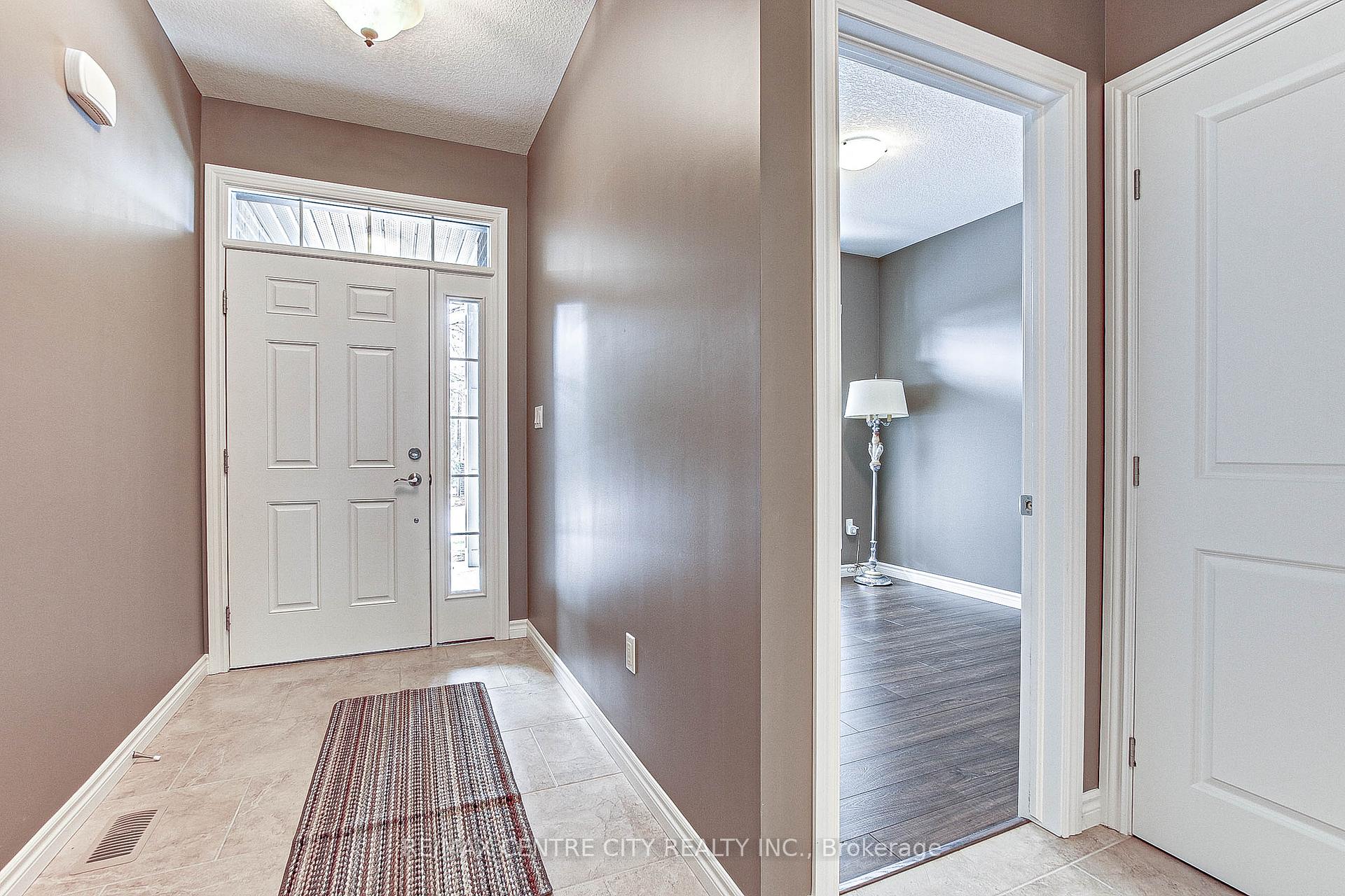 Photo 3 of Unit 7, 1 Vineden Drive, Central Elgin, Lynhurst — HOMEH