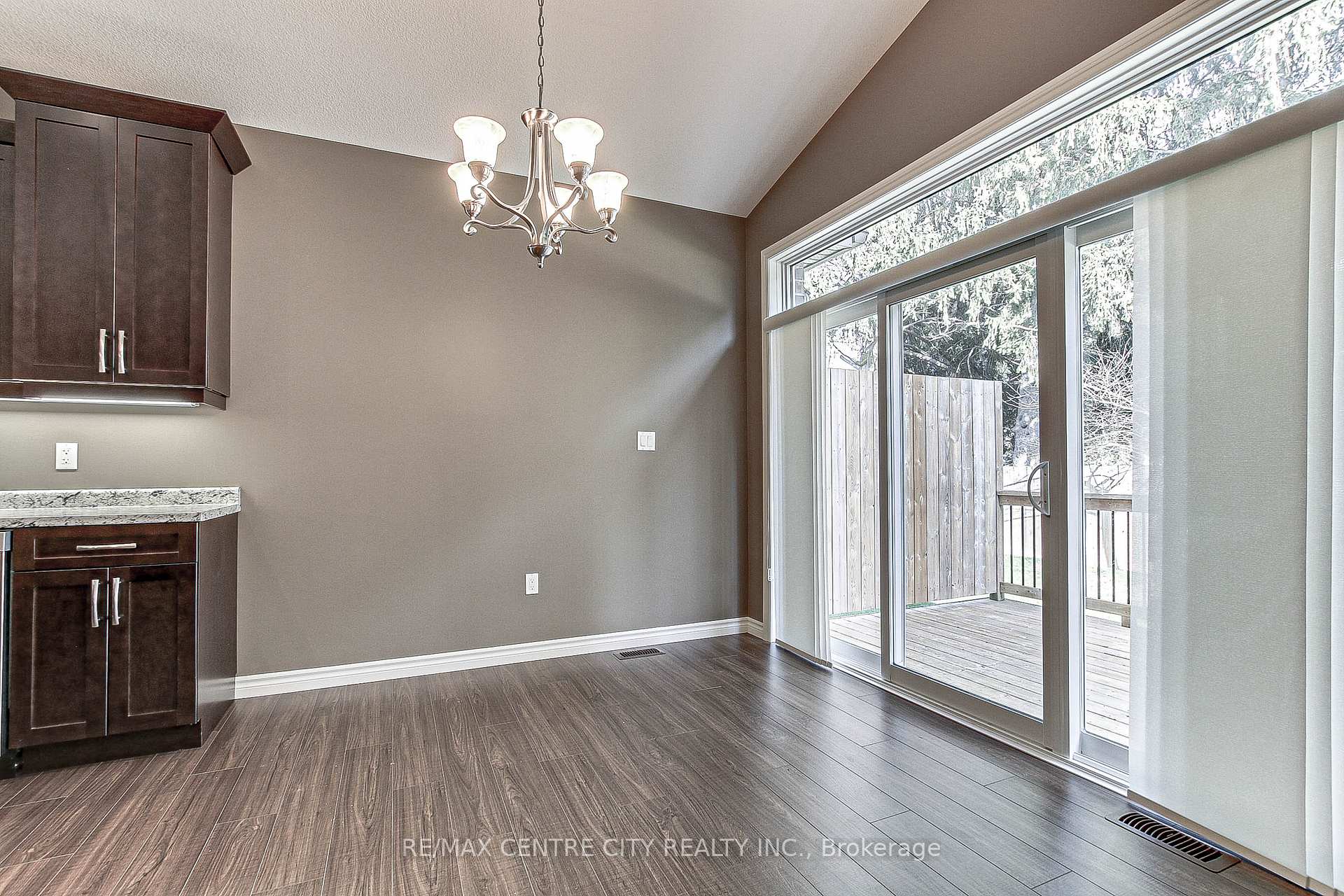 Photo 15 of Unit 7, 1 Vineden Drive, Central Elgin, Lynhurst — HOMEH