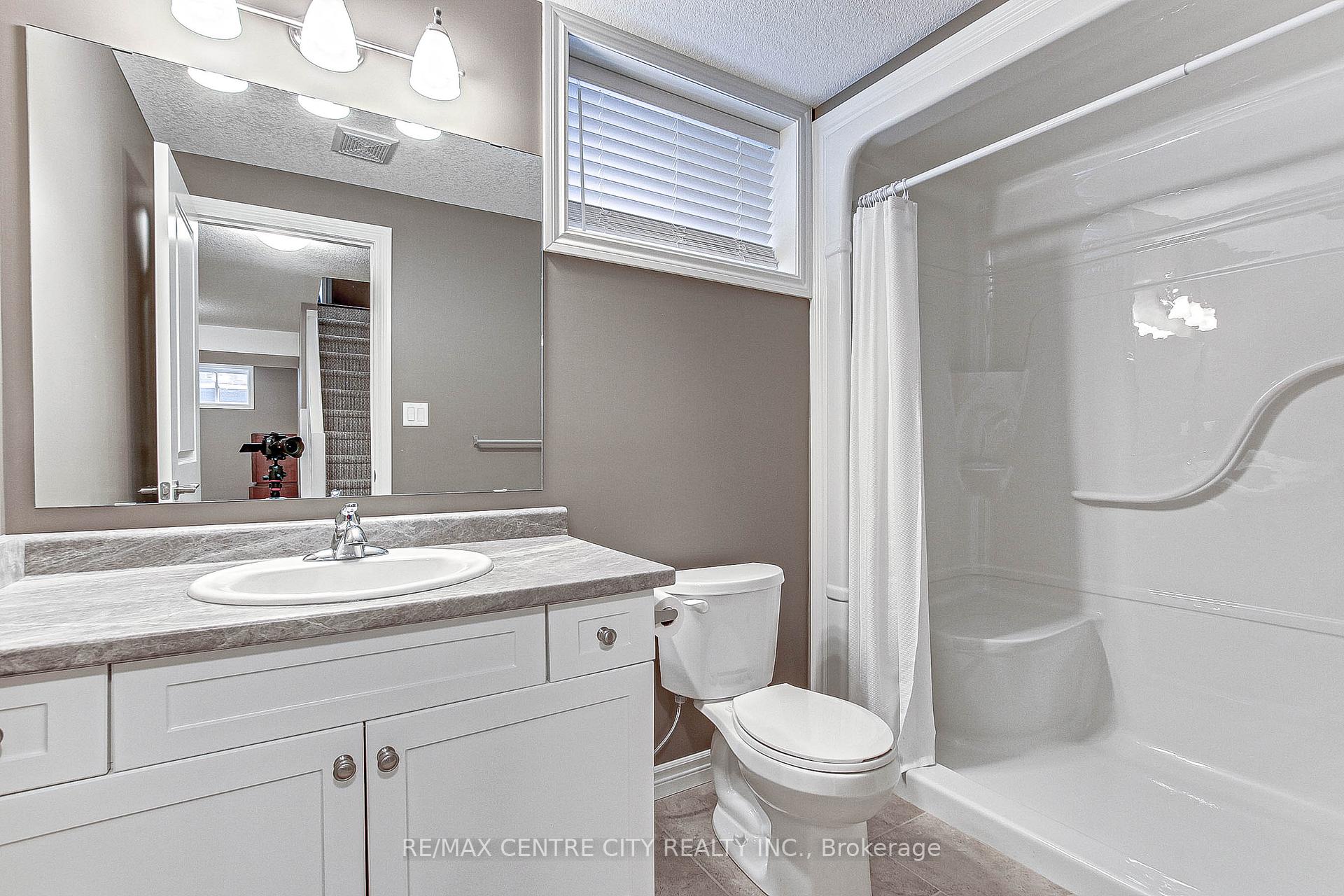 Photo 27 of Unit 7, 1 Vineden Drive, Central Elgin, Lynhurst — HOMEH