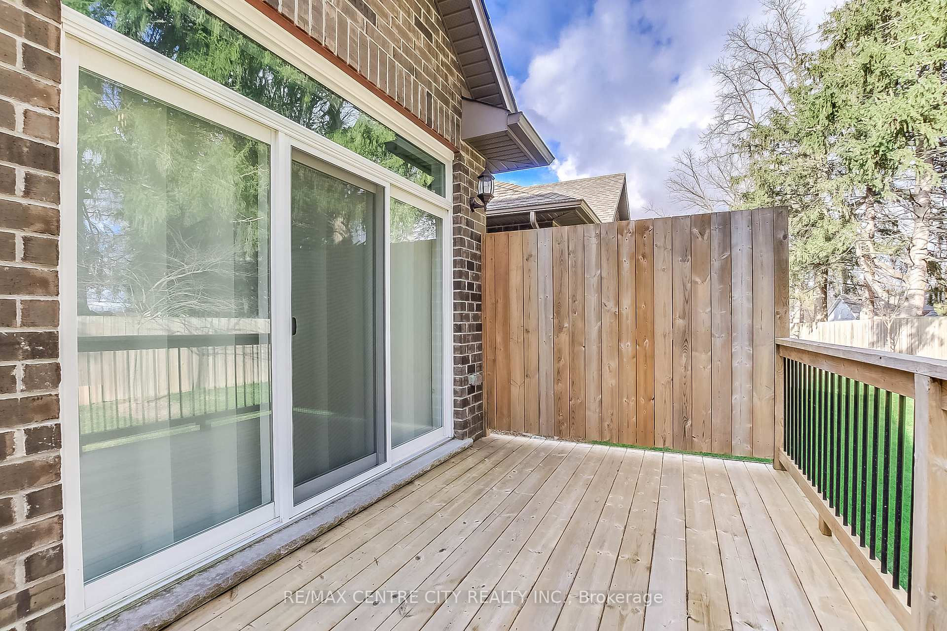 Photo 32 of Unit 7, 1 Vineden Drive, Central Elgin, Lynhurst — HOMEH