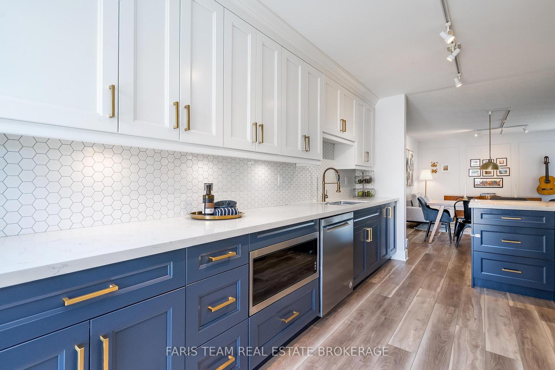 Photo 9 of 16 Athabaska Road, Barrie, Holly — HOMEH