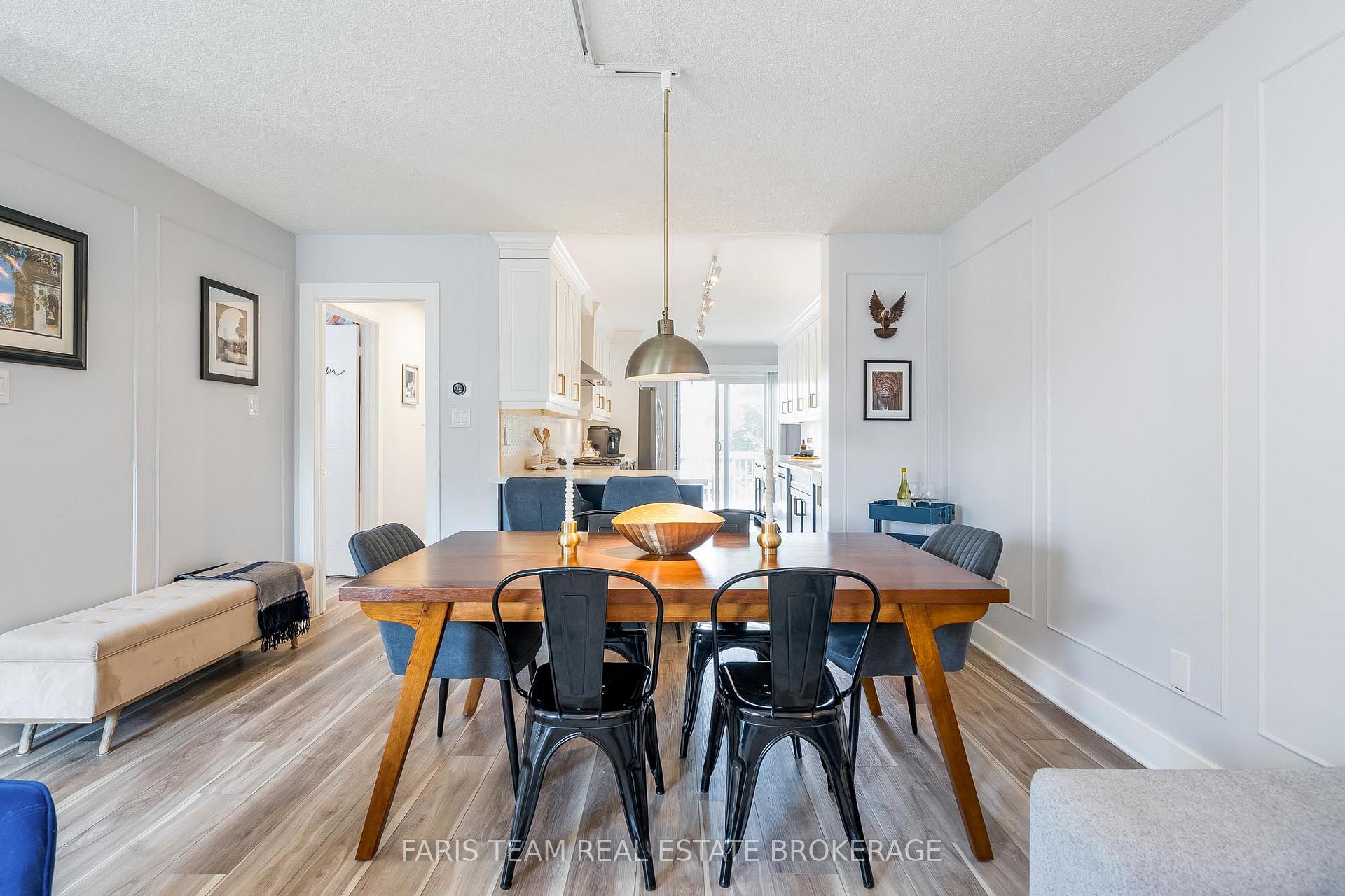 Photo 8 of 16 Athabaska Road, Barrie, Holly — HOMEH