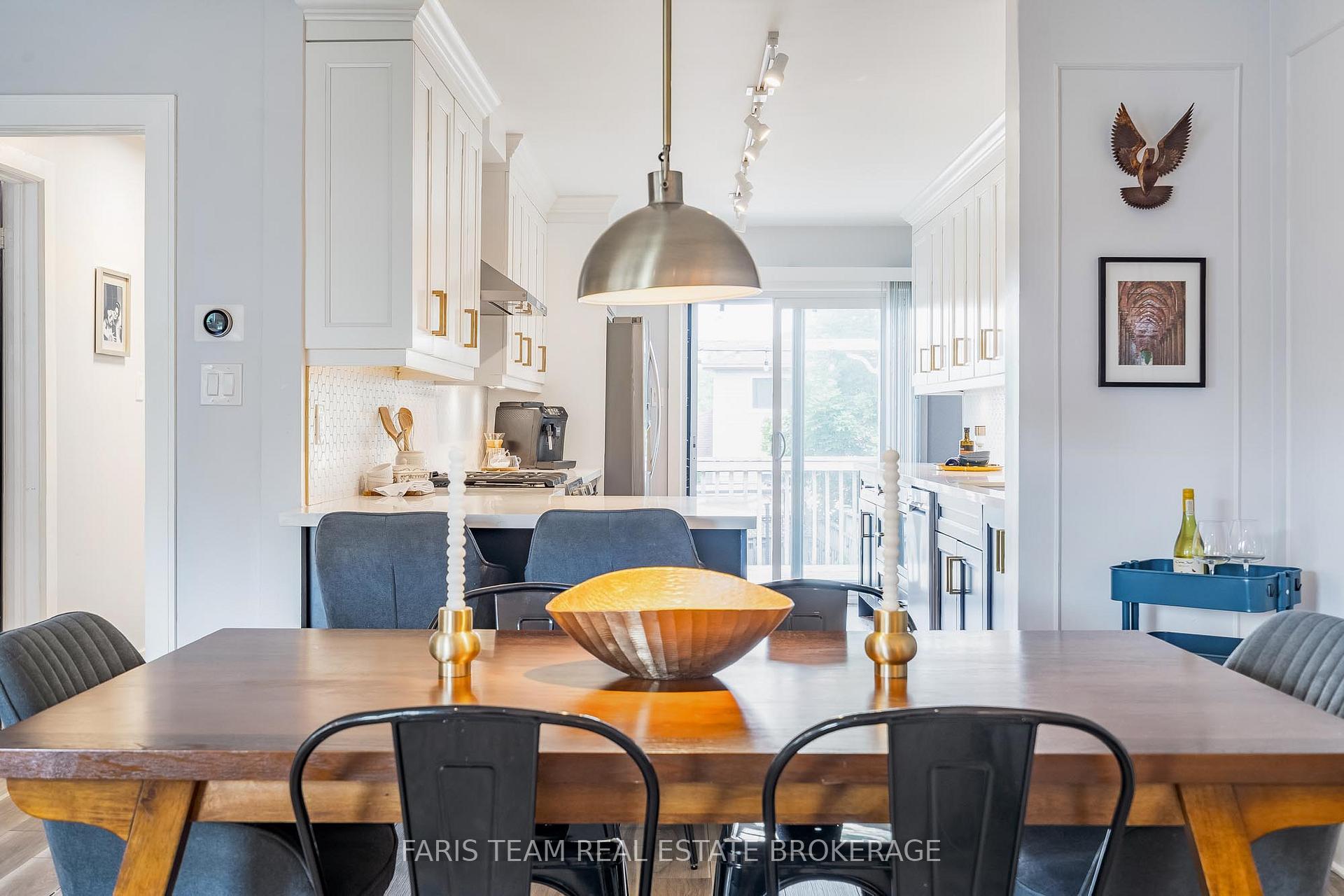 Photo 12 of 16 Athabaska Road, Barrie, Holly — HOMEH