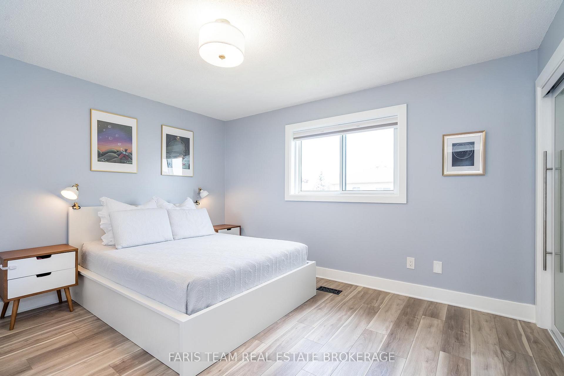 Photo 15 of 16 Athabaska Road, Barrie, Holly — HOMEH