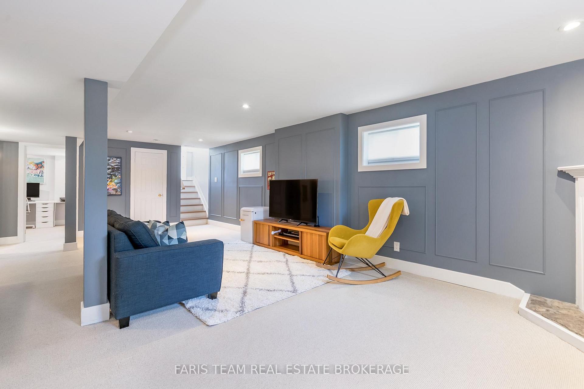 Photo 23 of 16 Athabaska Road, Barrie, Holly — HOMEH