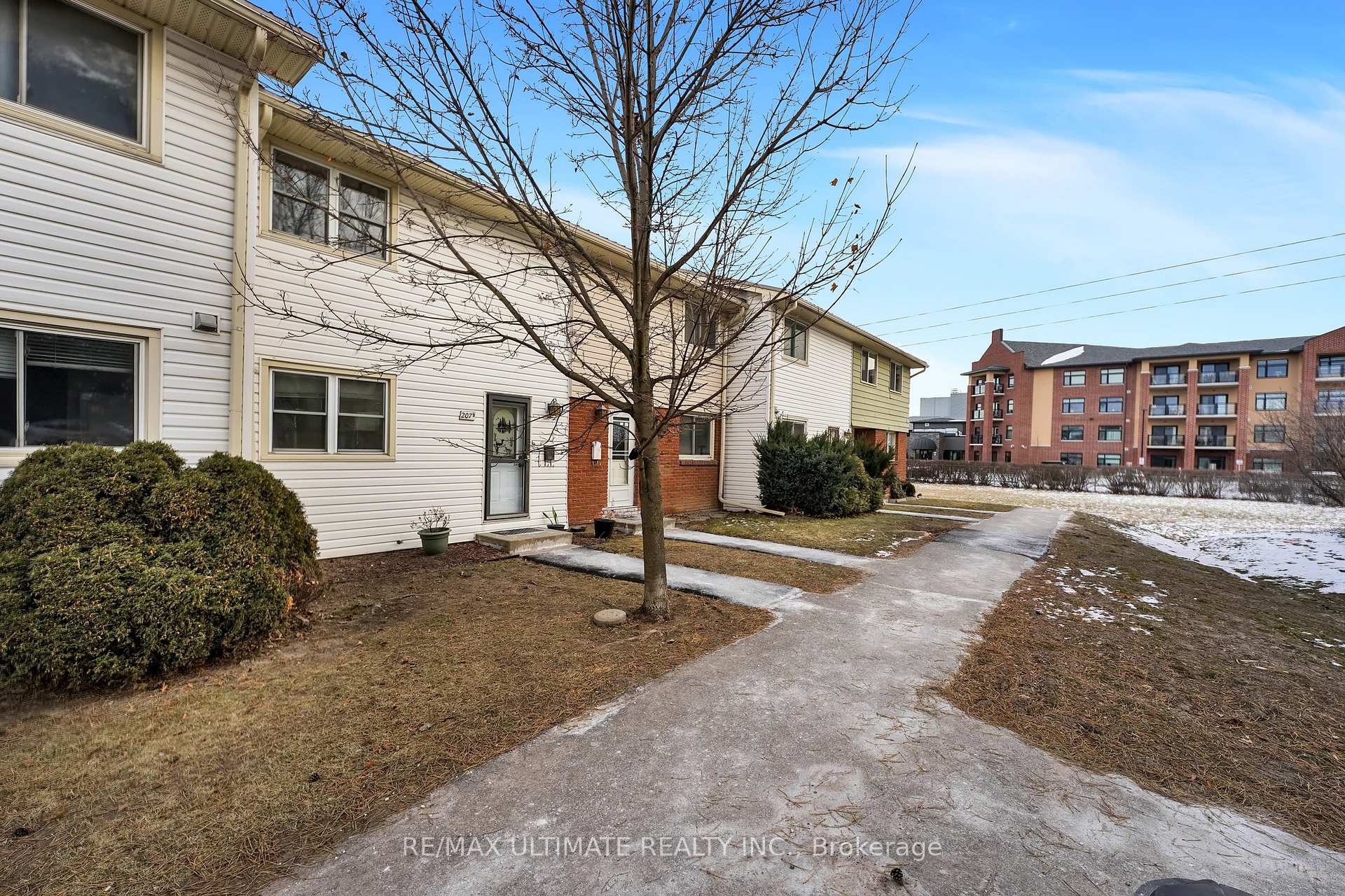Photo 14 of Unit D, 207 North Park Street, Belleville, Belleville Ward — HOMEH