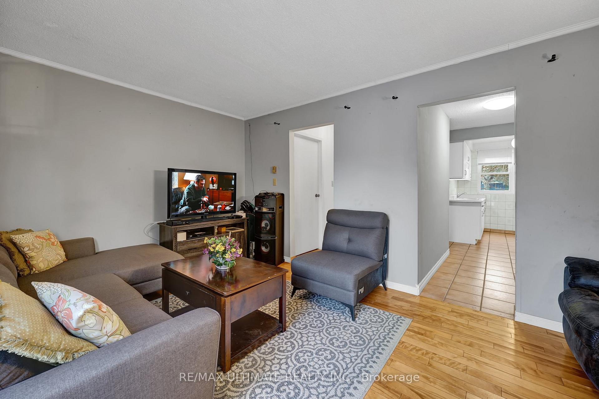 Photo 21 of Unit D, 207 North Park Street, Belleville, Belleville Ward — HOMEH