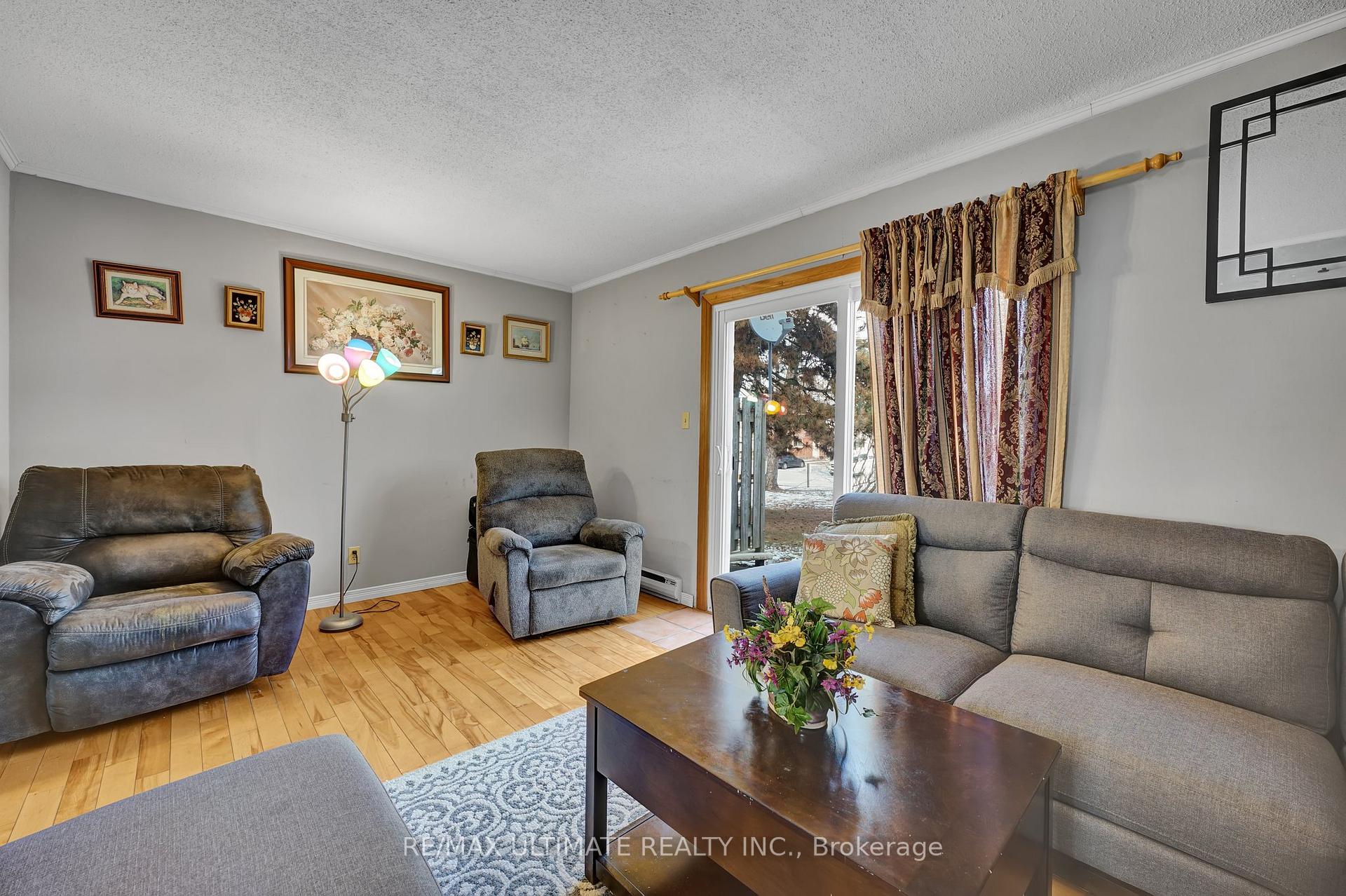 Photo 23 of Unit D, 207 North Park Street, Belleville, Belleville Ward — HOMEH