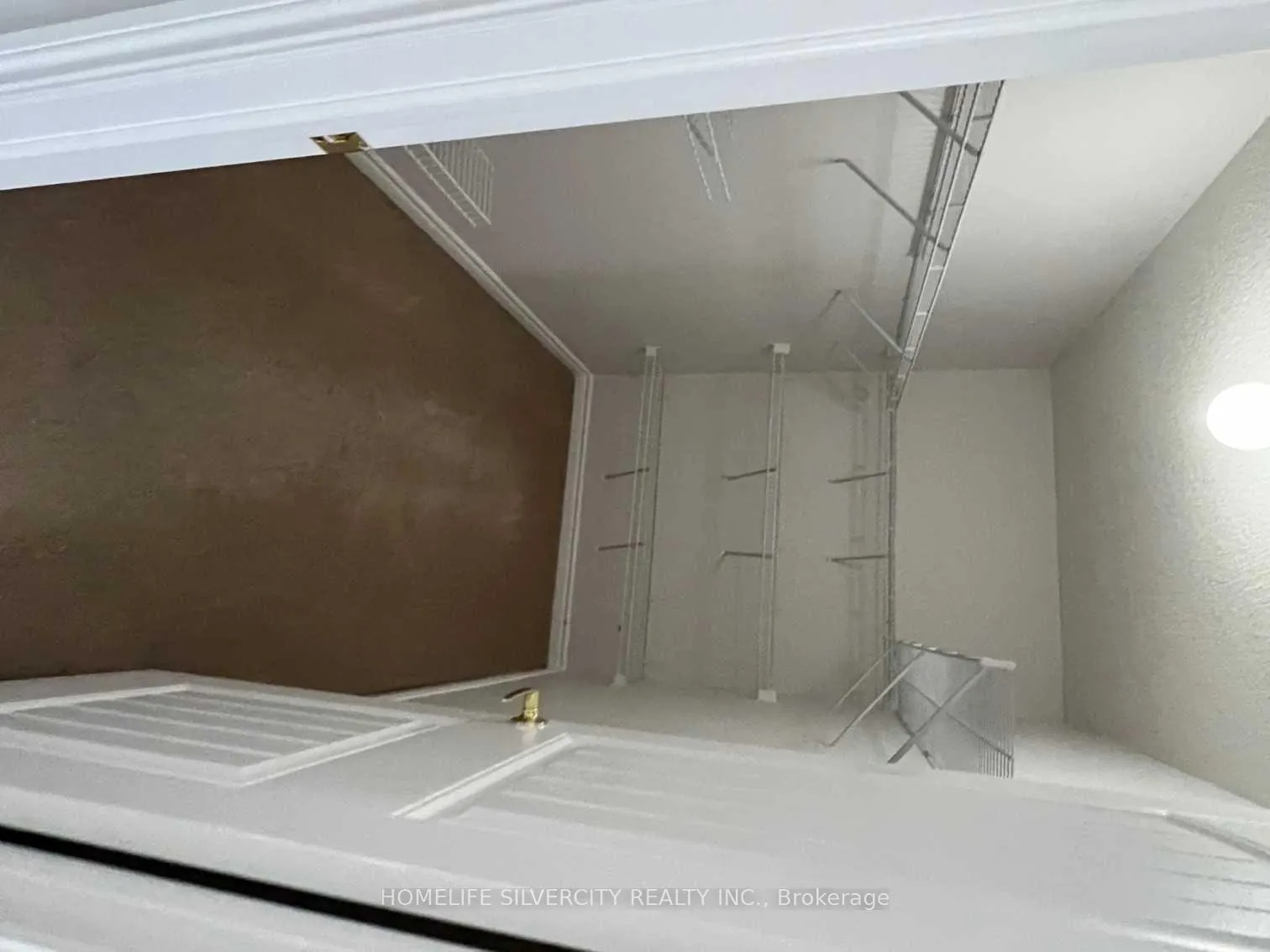 Photo 18 of 87 Summitgreen Crescent, Brampton, Sandringham-Wellington — HOMEH