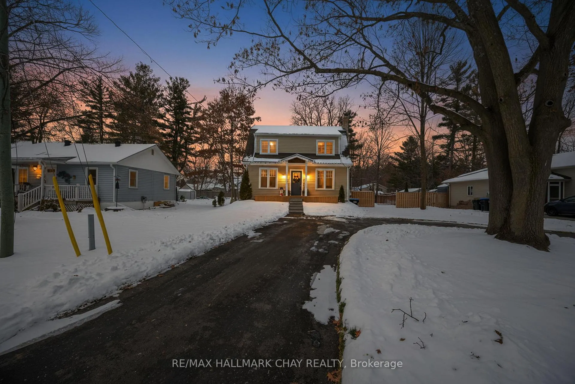 Photo 6 of 129 Simcoe Street, Essa, Angus — HOMEH