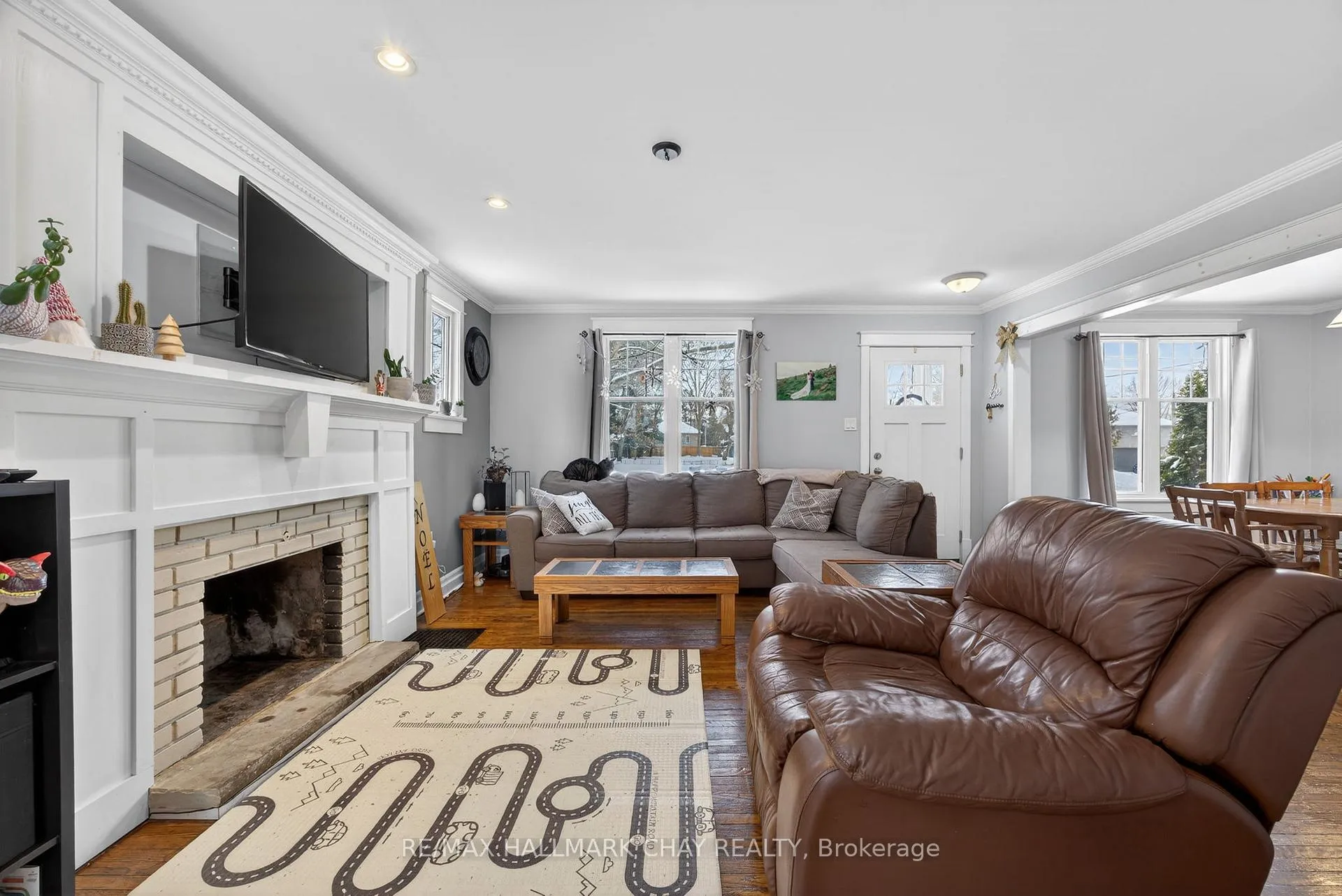 Photo 40 of 129 Simcoe Street, Essa, Angus — HOMEH