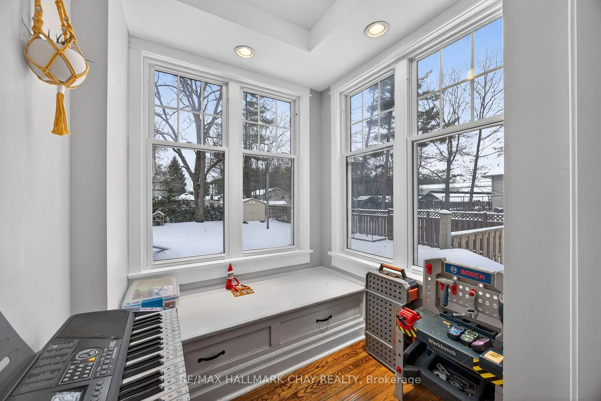 Photo 43 of 129 Simcoe Street, Essa, Angus — HOMEH
