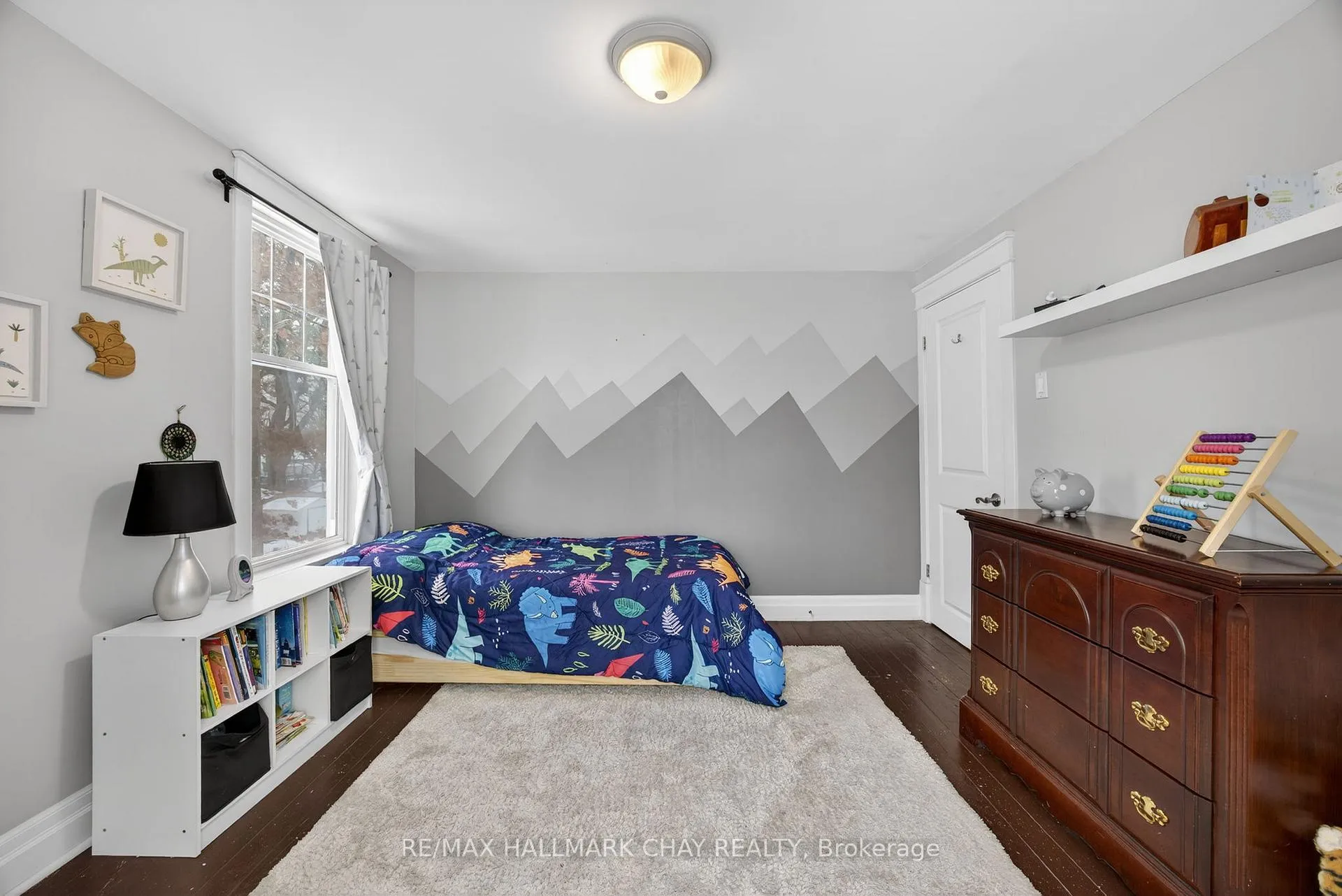Photo 61 of 129 Simcoe Street, Essa, Angus — HOMEH
