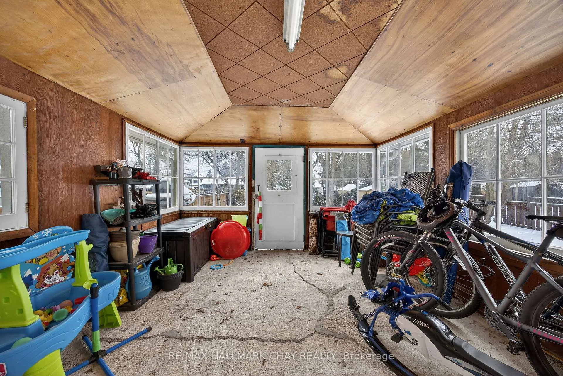 Photo 71 of 129 Simcoe Street, Essa, Angus — HOMEH