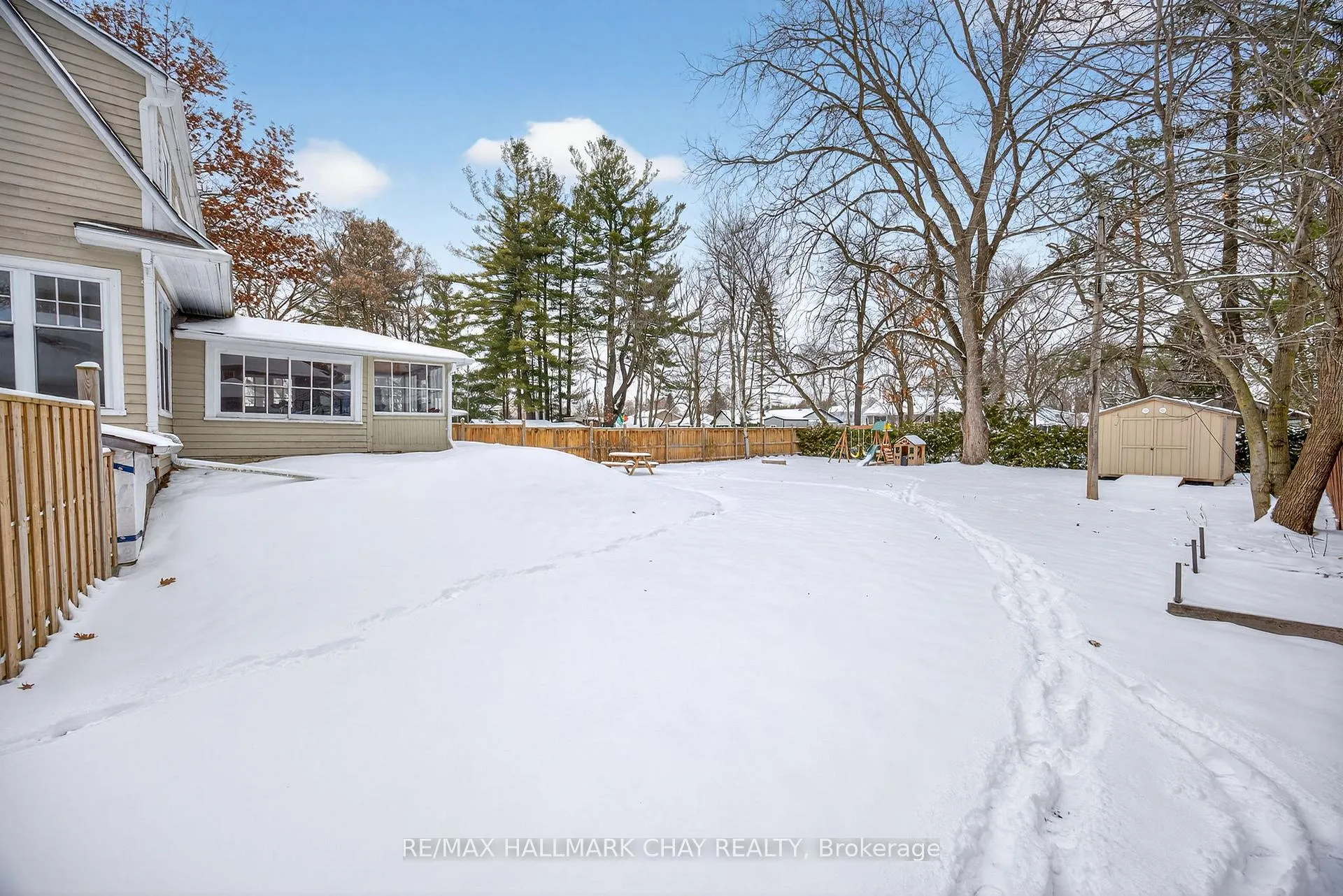 Photo 77 of 129 Simcoe Street, Essa, Angus — HOMEH