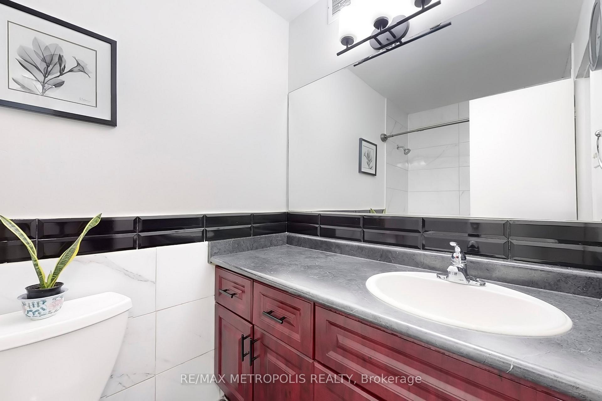 Photo 15 of Unit 106, 4060 Lawrence Avenue E, Scarborough, West Hill — HOMEH