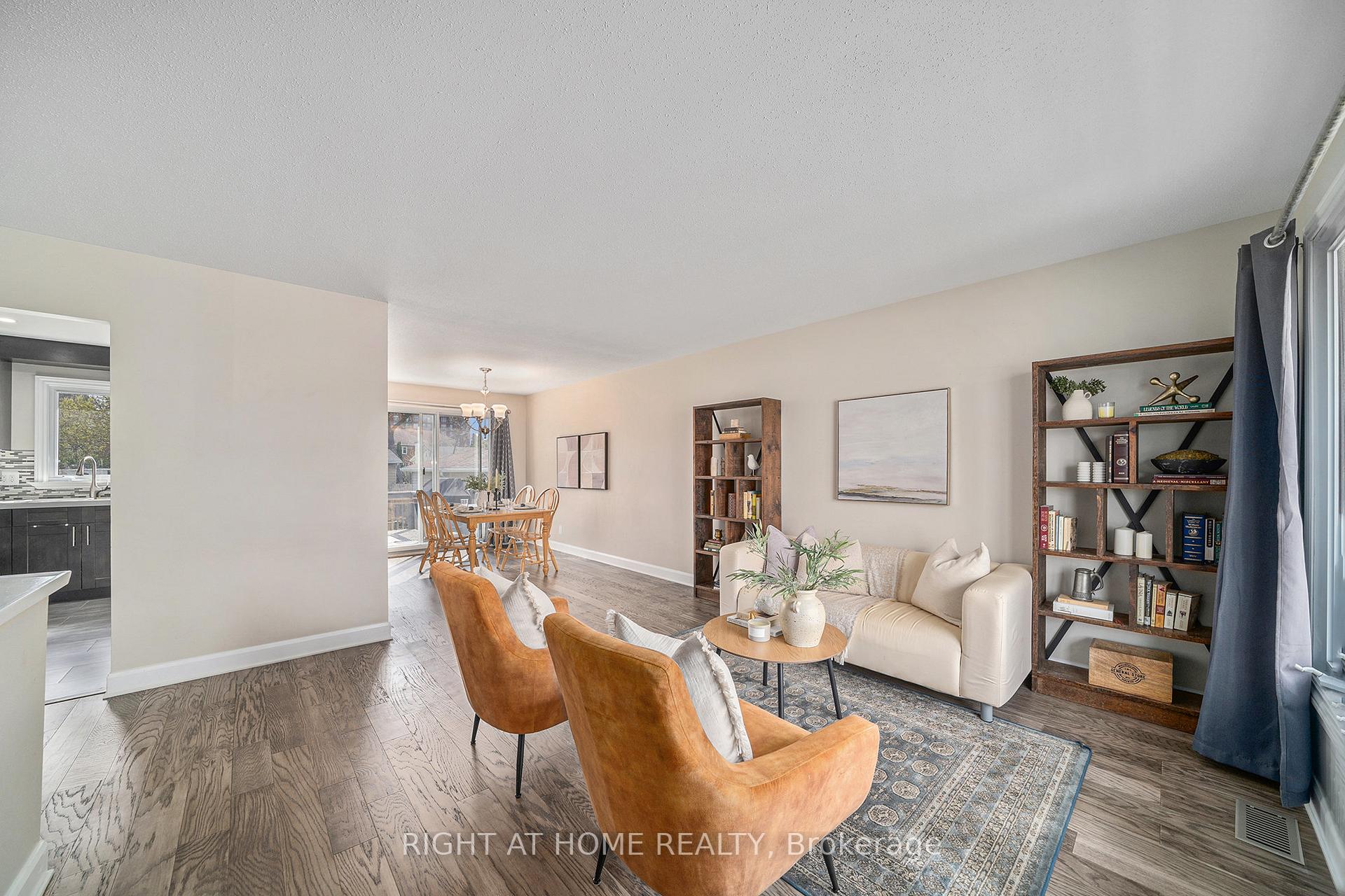 Photo 9 of 51 Keewatin Crescent, Ottawa, Borden Farm/Stewart Farm/Carleton Heights/Parkwood Hills — HOMEH