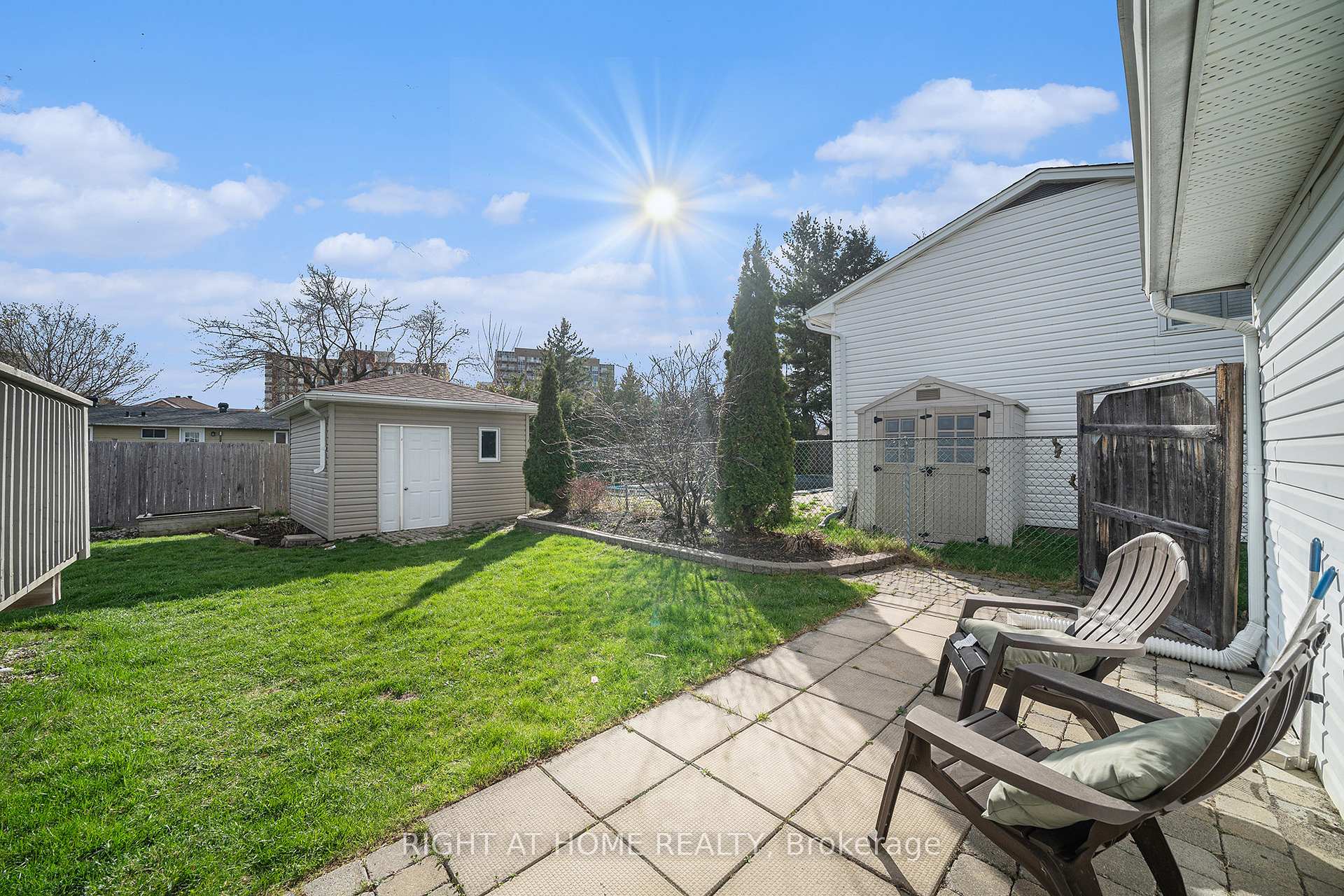 Photo 38 of 51 Keewatin Crescent, Ottawa, Borden Farm/Stewart Farm/Carleton Heights/Parkwood Hills — HOMEH
