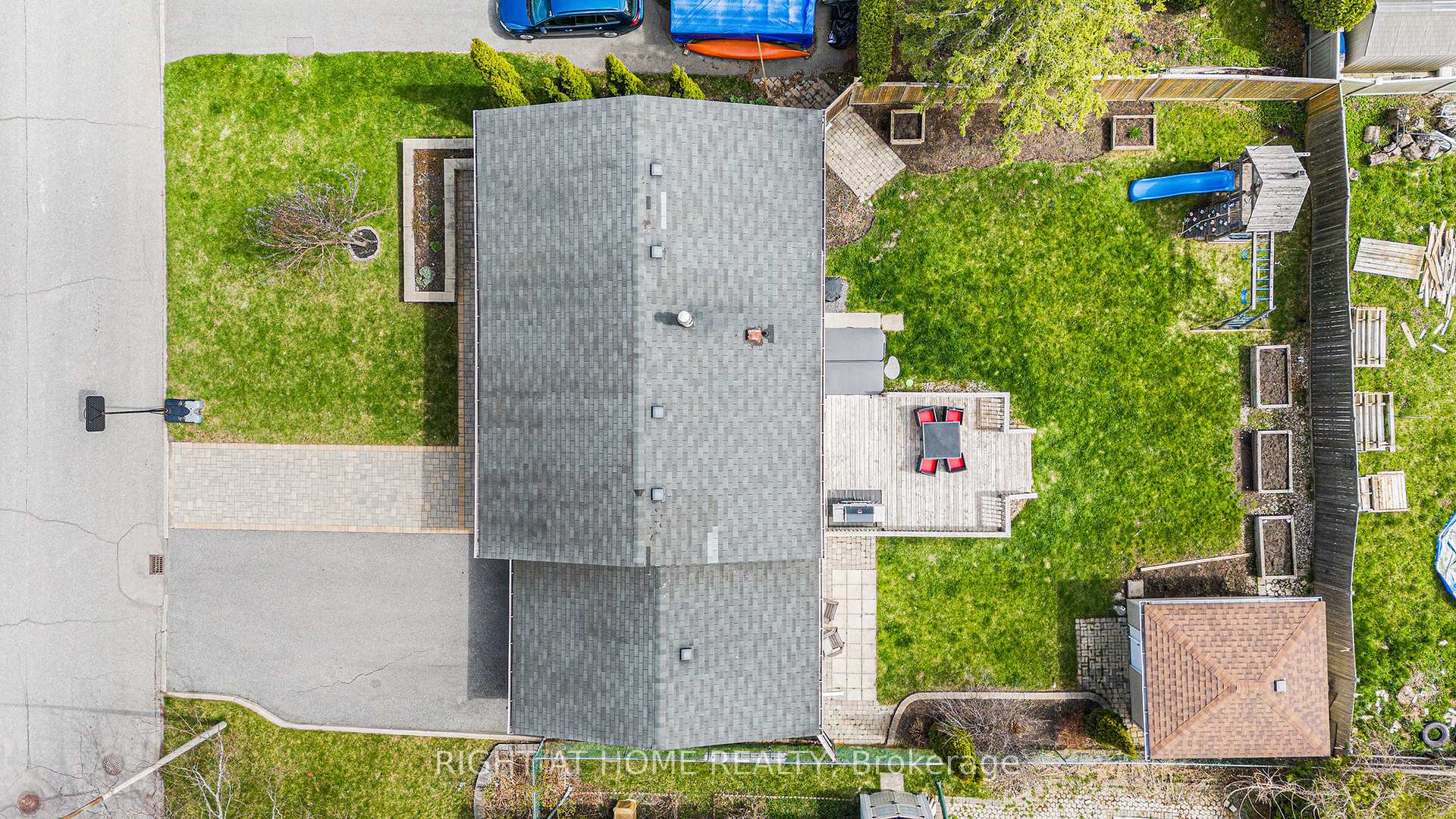 Photo 43 of 51 Keewatin Crescent, Ottawa, Borden Farm/Stewart Farm/Carleton Heights/Parkwood Hills — HOMEH