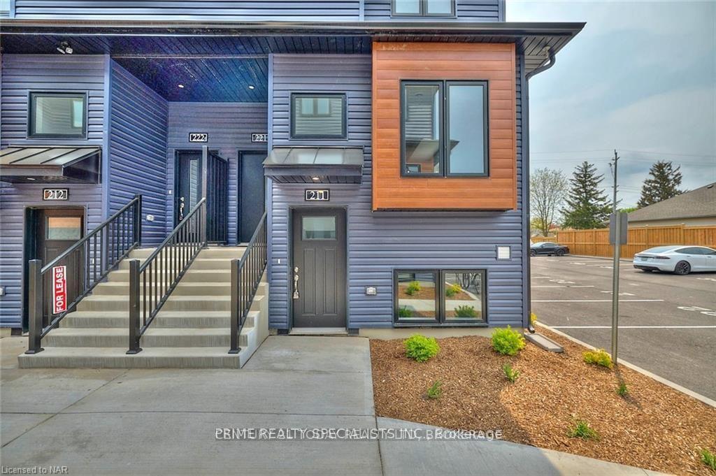Front of Unit 211, 781 Clare Avenue