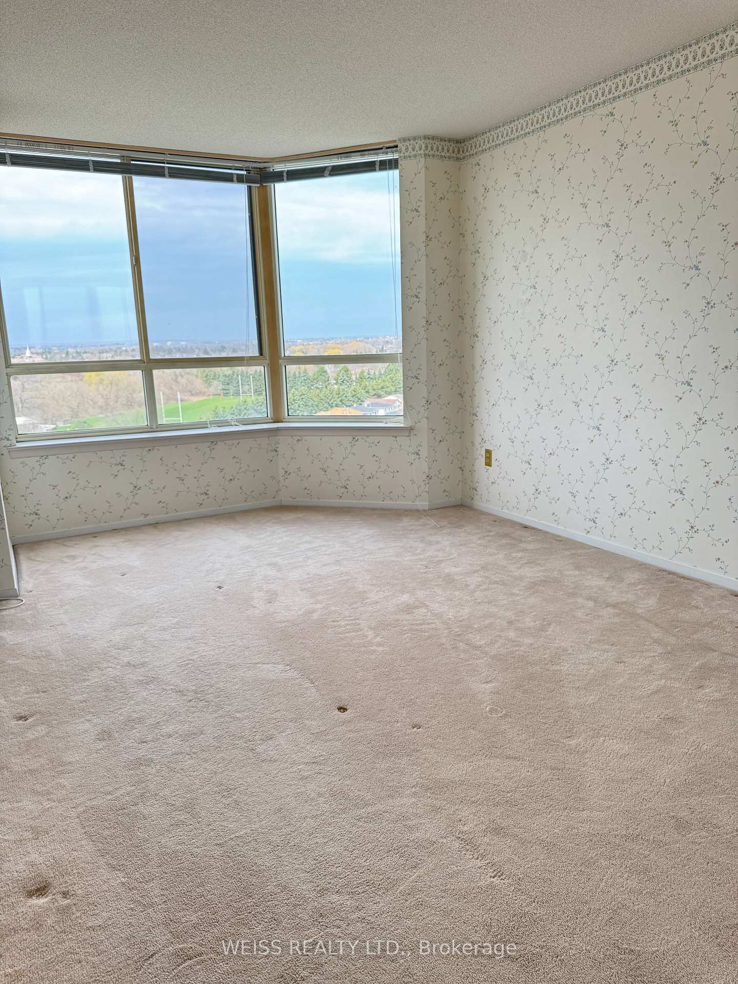 Photo 3 of Unit PH11, 55 Austin Drive, Markham, Markville — HOMEH