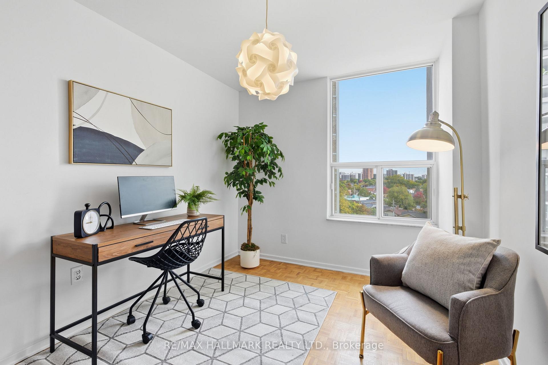 Photo 9 of Unit 802, 980 Broadview Avenue, Toronto, Broadview North — HOMEH