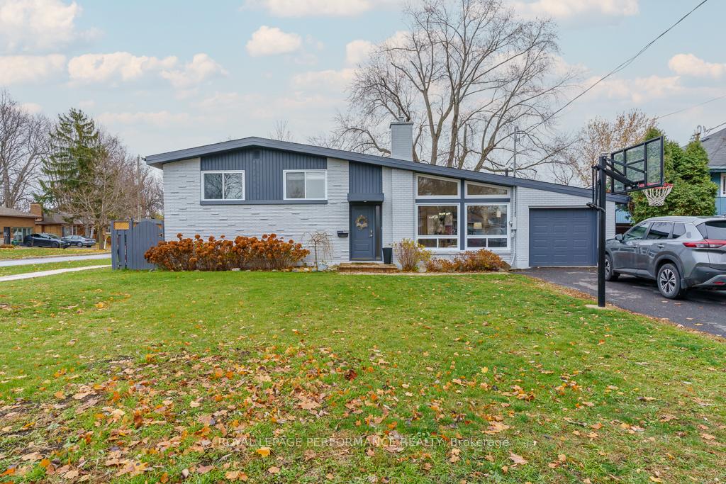 Photo 2 of 1402 Boyd Street, Cornwall — HOMEH