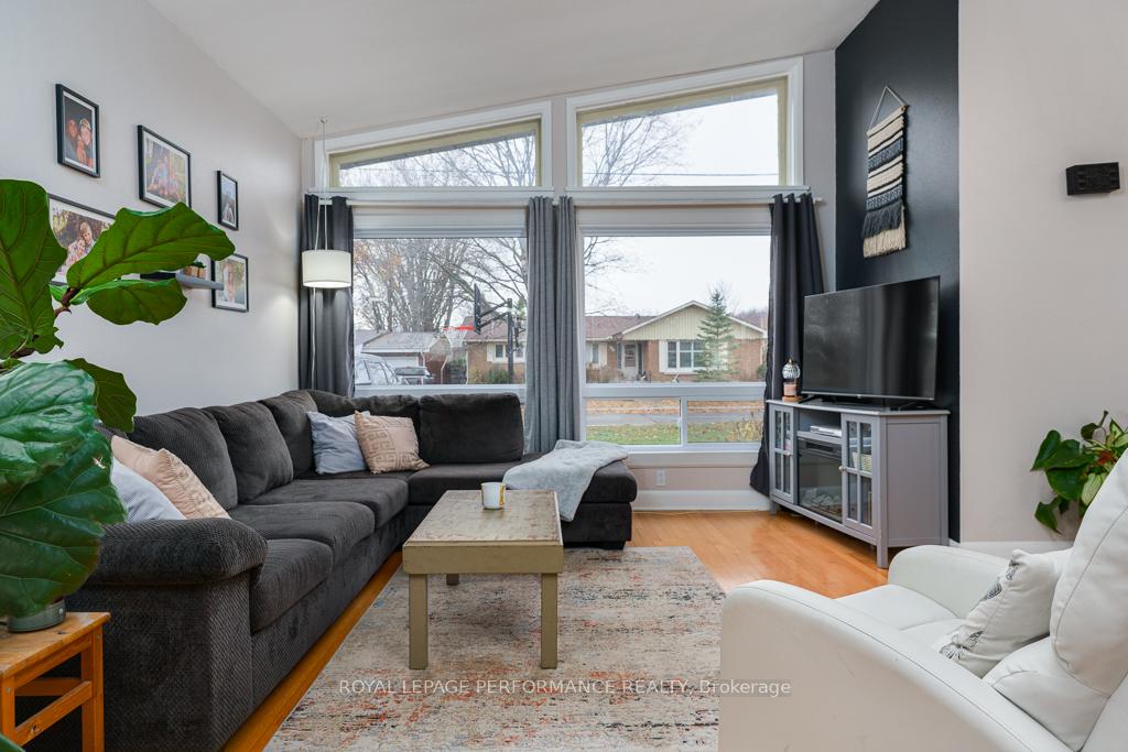 Photo 10 of 1402 Boyd Street, Cornwall — HOMEH