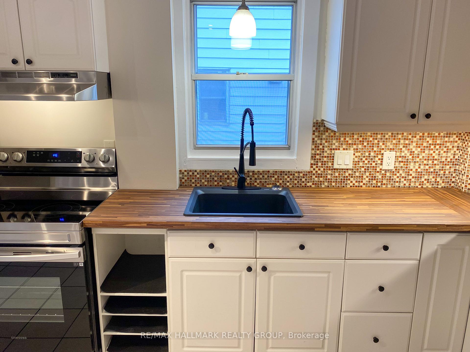 Photo 6 of 93 Adeline Street, Ottawa, West Centre Town — HOMEH