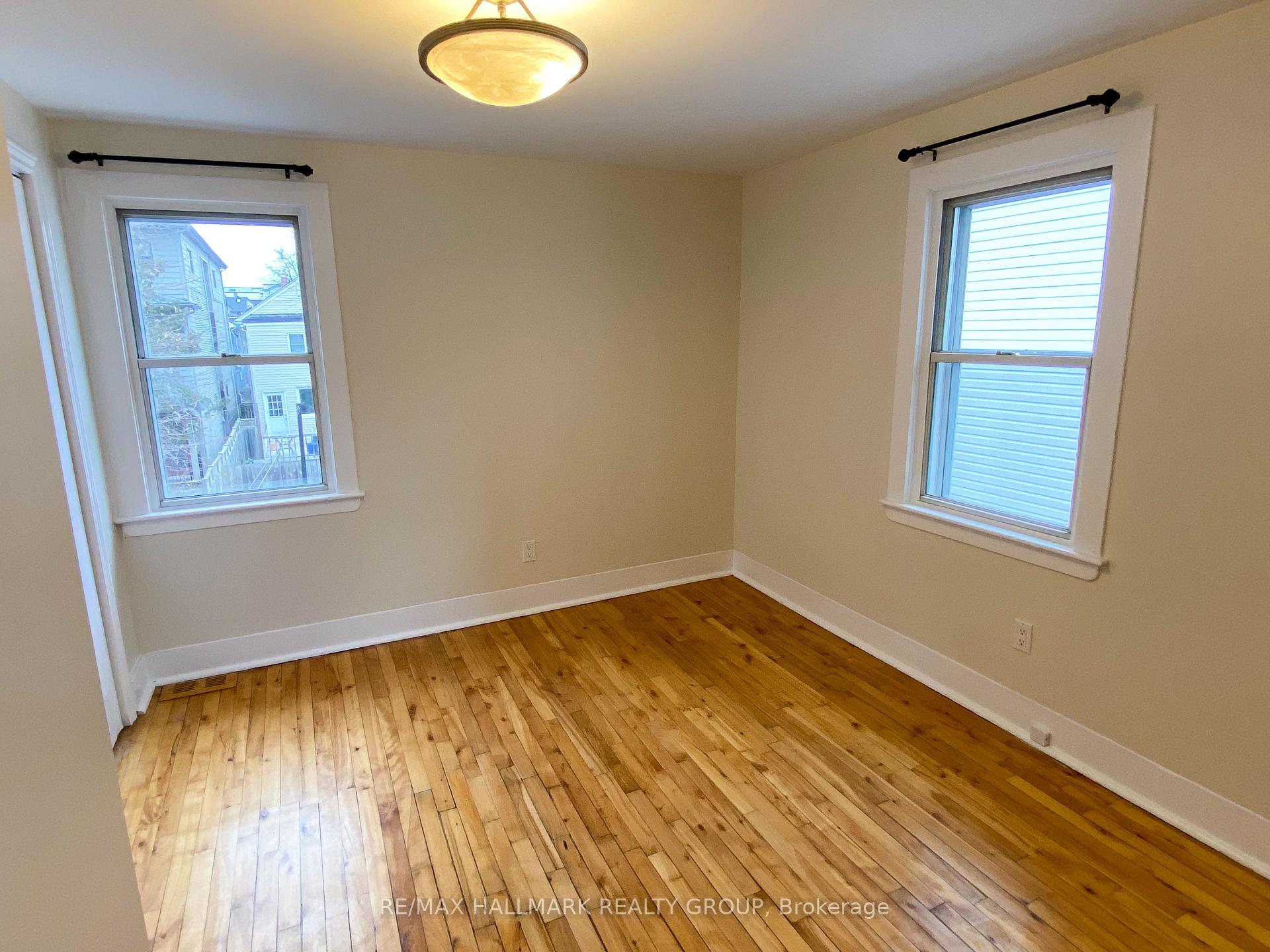 Photo 18 of 93 Adeline Street, Ottawa, West Centre Town — HOMEH