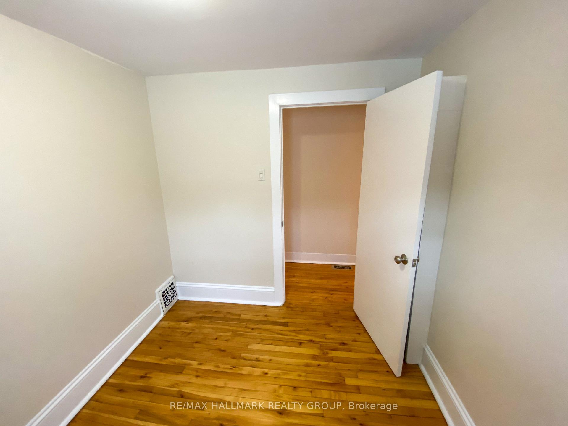Photo 17 of 93 Adeline Street, Ottawa, West Centre Town — HOMEH