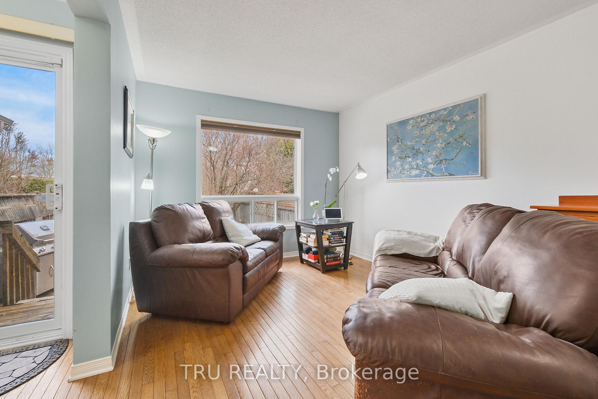 Photo 6 of 4323 Sunwood Crescent, Ottawa, Carson Grove — HOMEH