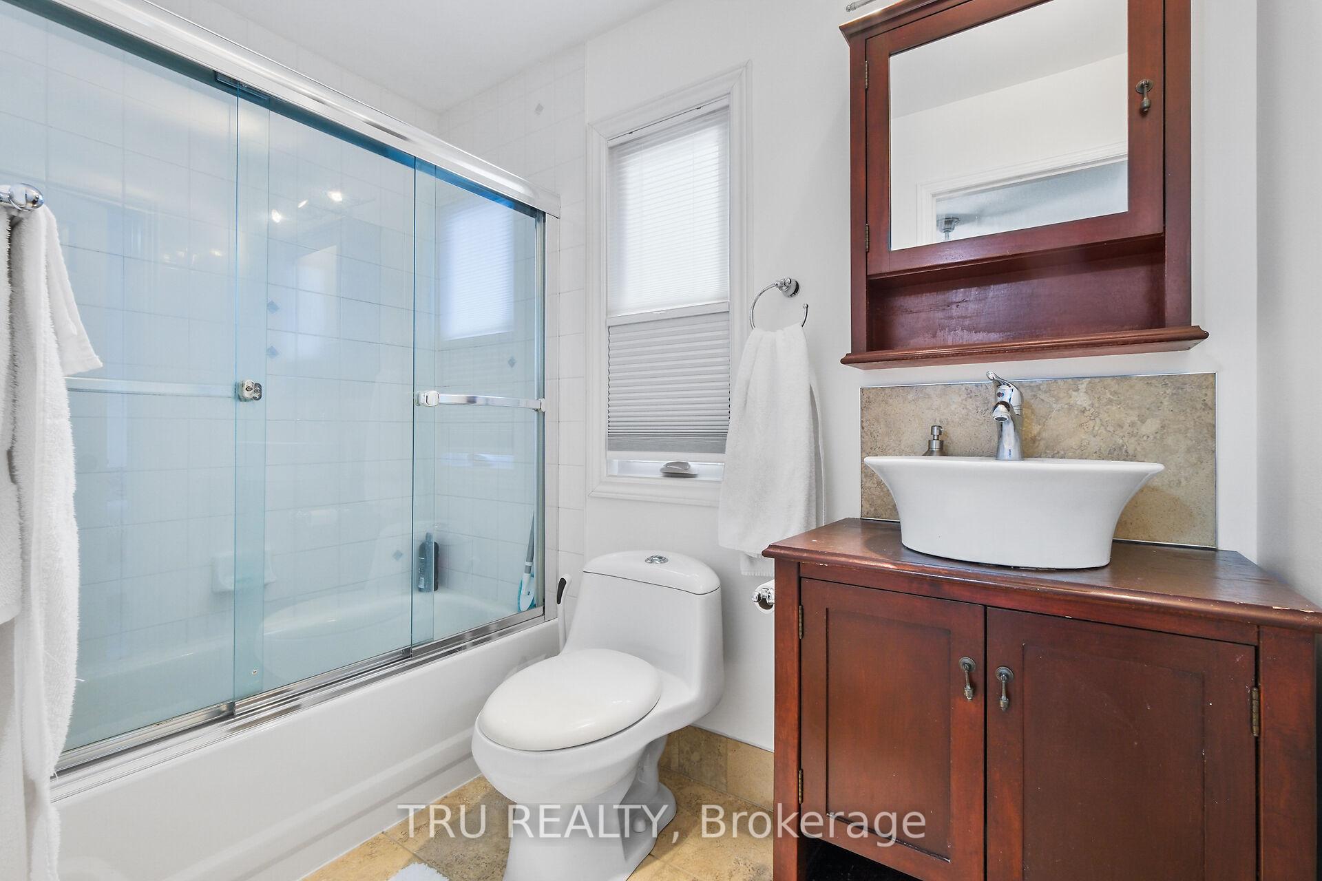 Photo 14 of 4323 Sunwood Crescent, Ottawa, Carson Grove — HOMEH