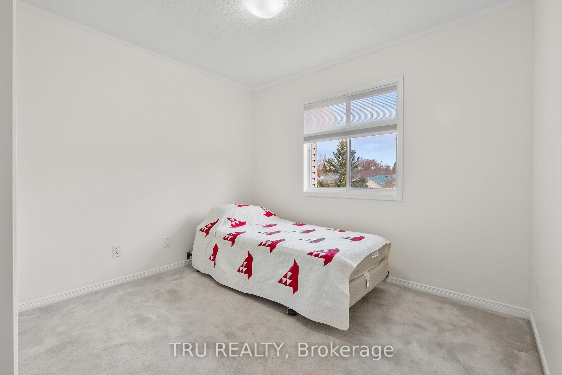 Photo 17 of 4323 Sunwood Crescent, Ottawa, Carson Grove — HOMEH