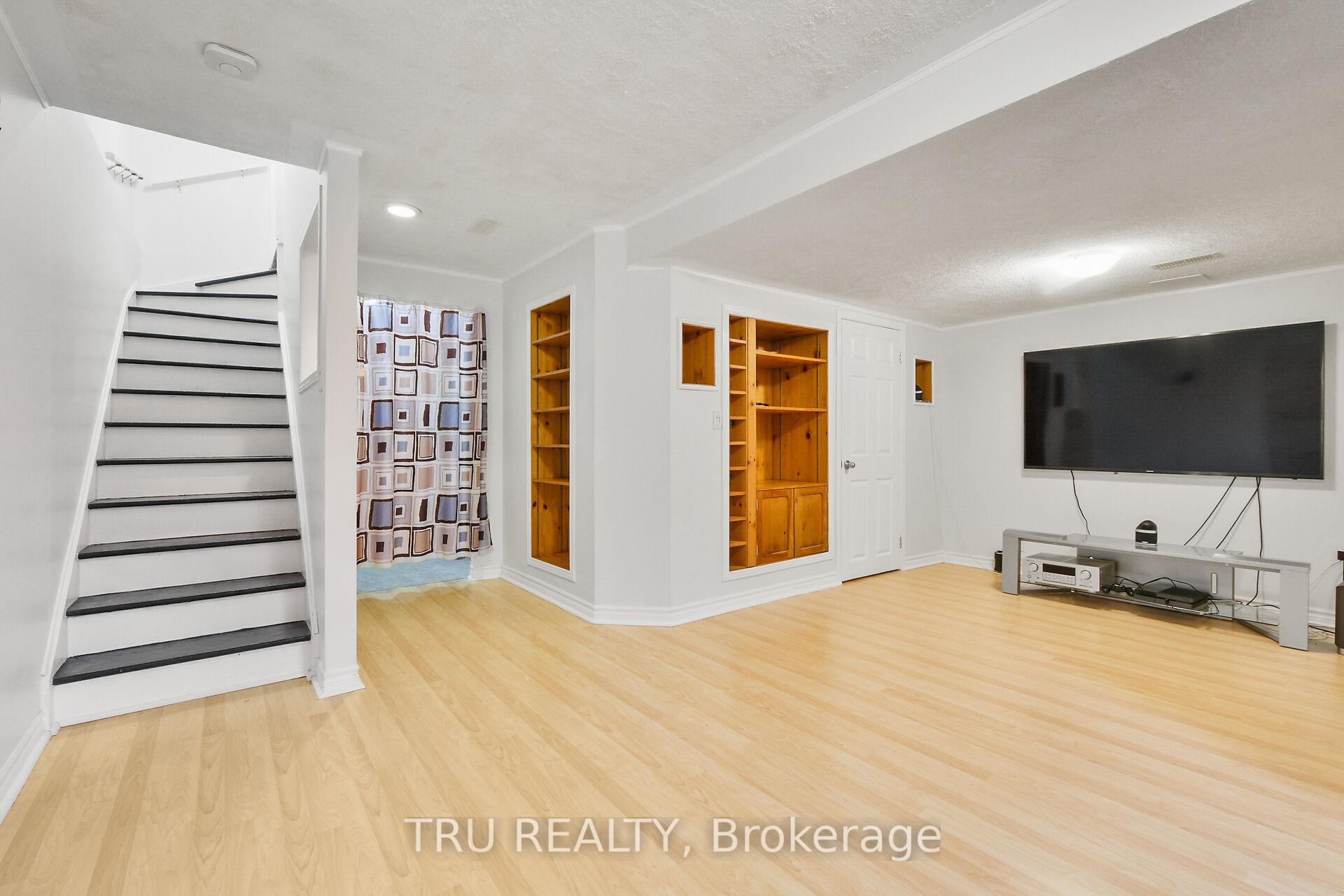 Photo 22 of 4323 Sunwood Crescent, Ottawa, Carson Grove — HOMEH