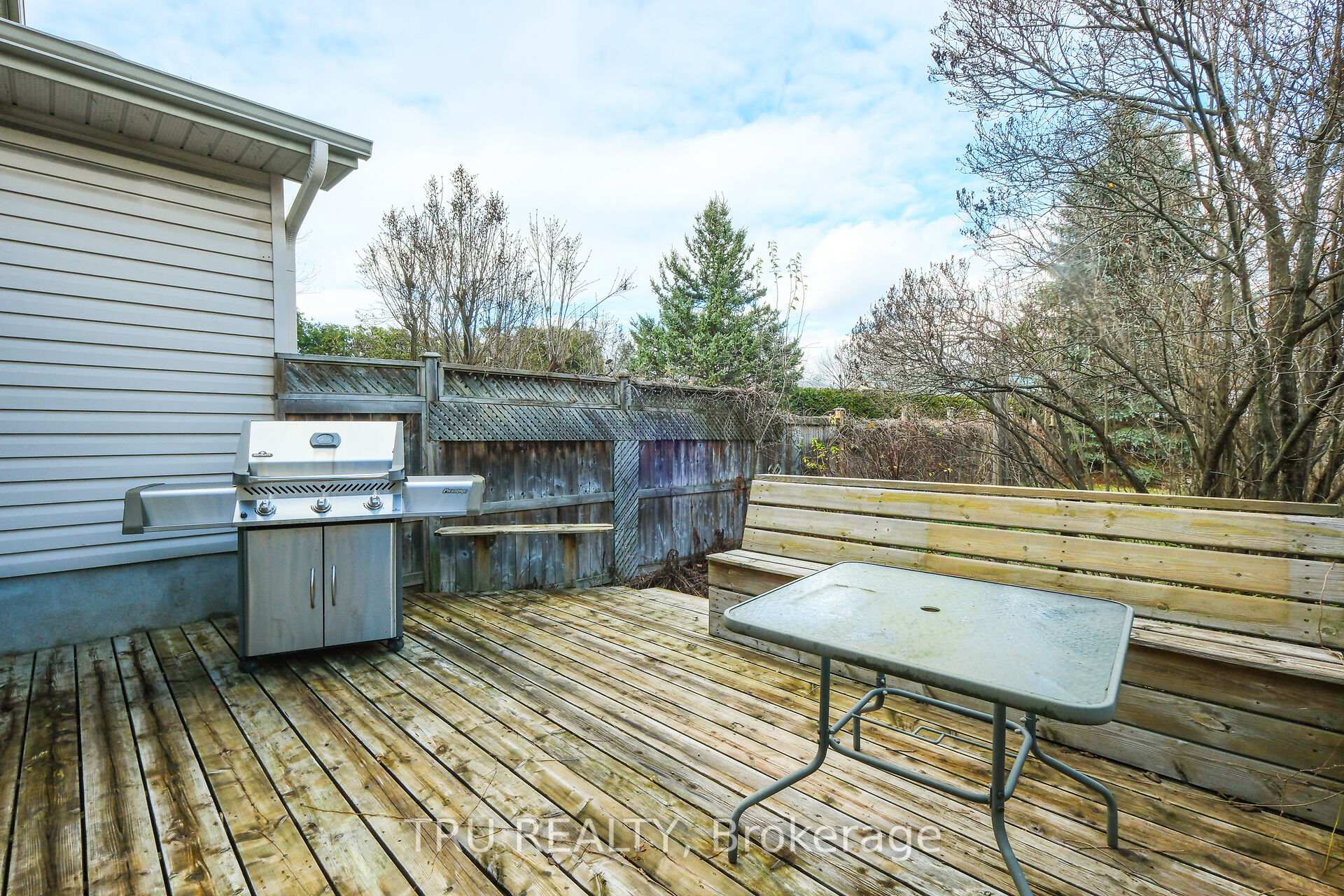 Photo 24 of 4323 Sunwood Crescent, Ottawa, Carson Grove — HOMEH