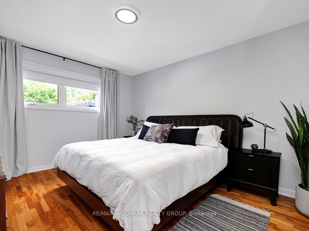 Photo 18 of 2447 Magnus Avenue, Ottawa, Hawthorne Meadows — HOMEH