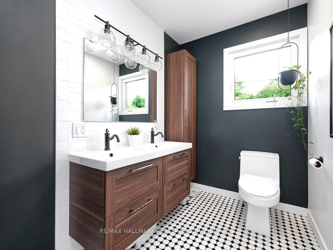 Photo 20 of 2447 Magnus Avenue, Ottawa, Hawthorne Meadows — HOMEH