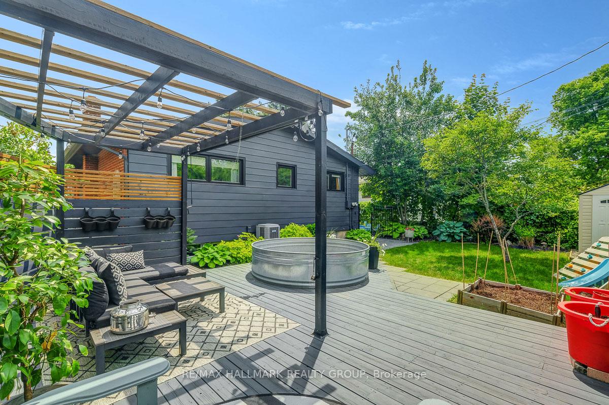 Photo 40 of 2447 Magnus Avenue, Ottawa, Hawthorne Meadows — HOMEH