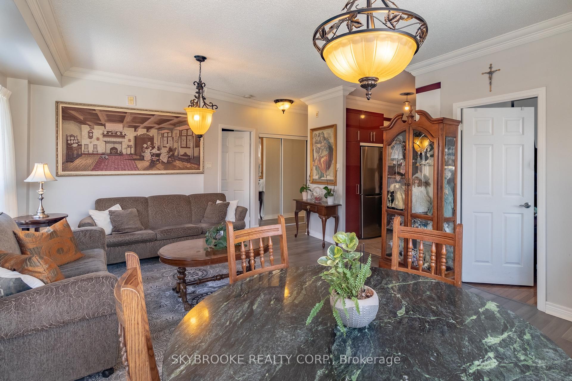 Photo 6 of Unit 302, 245 Pine Grove Road, Vaughan, East Woodbridge — HOMEH